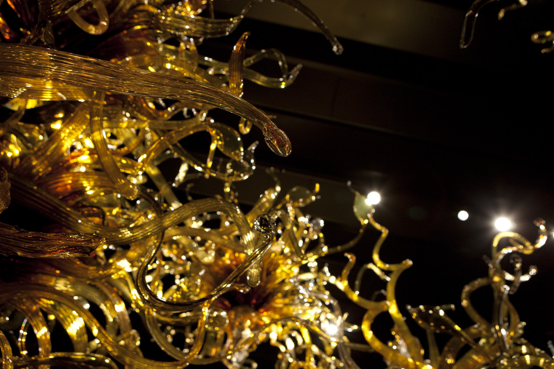 Dale Chihuly, Laguna Murano Chandelier (Museum of Glass, Tacoma, Washington)