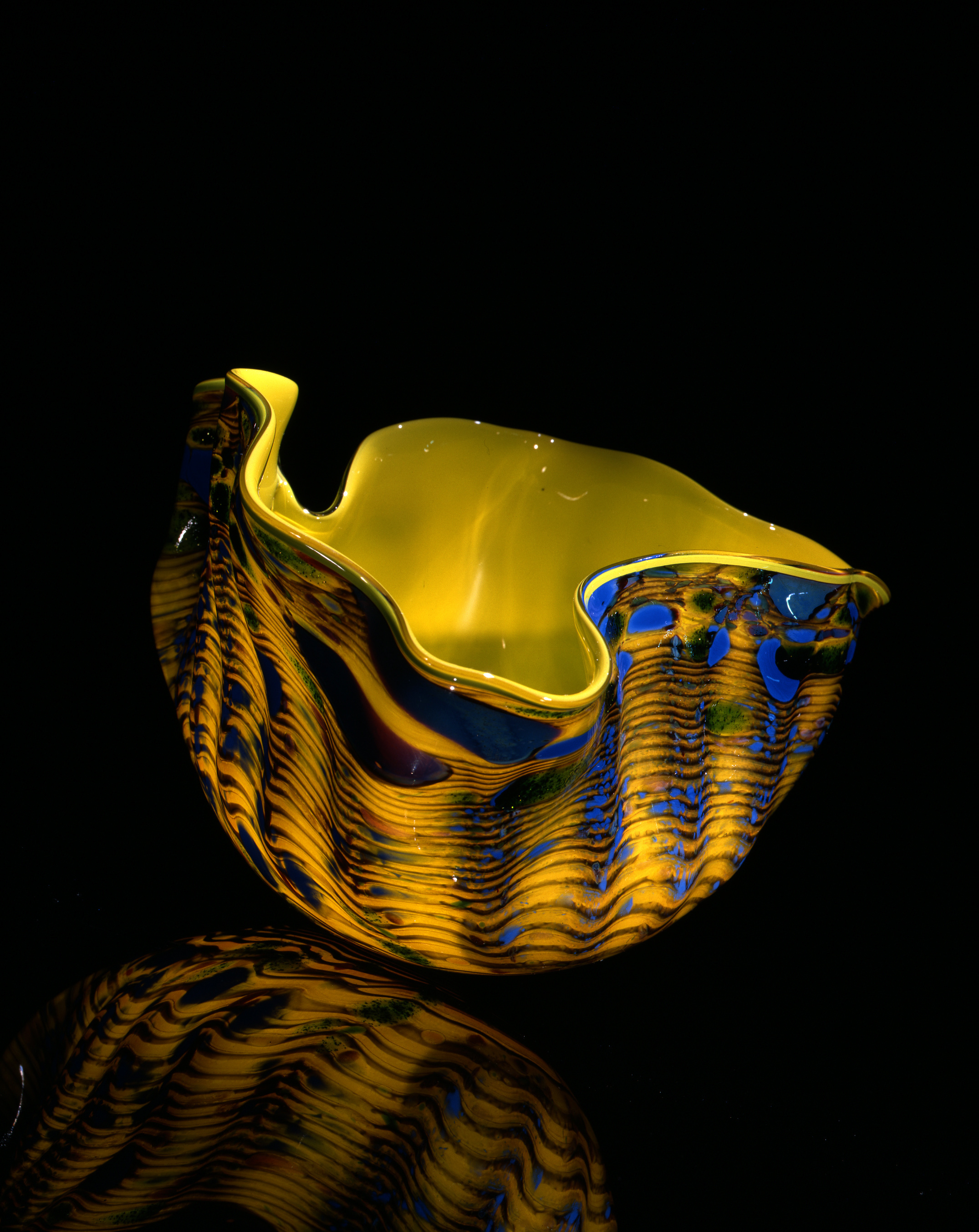  Dale Chihuly,&nbsp; Citron Macchia with Oxblood and Sea Blue Jimmies&nbsp; (1982, glass, 5 x 7 x 7&nbsp;inches), DC.119 