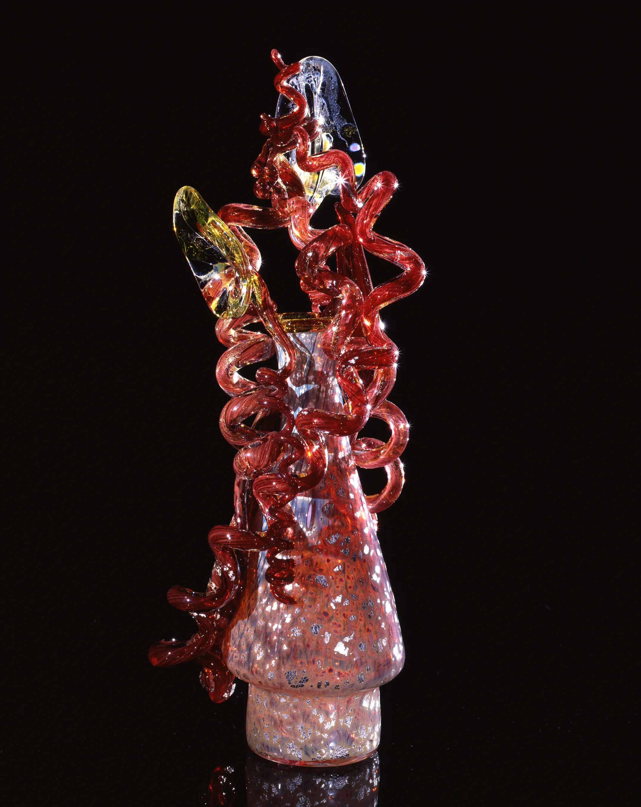 Dale Chihuly, Silver over May Green Piccolo Venetian with Coils and Lilies (1993, glass, 13 x 6 x 5 inches)