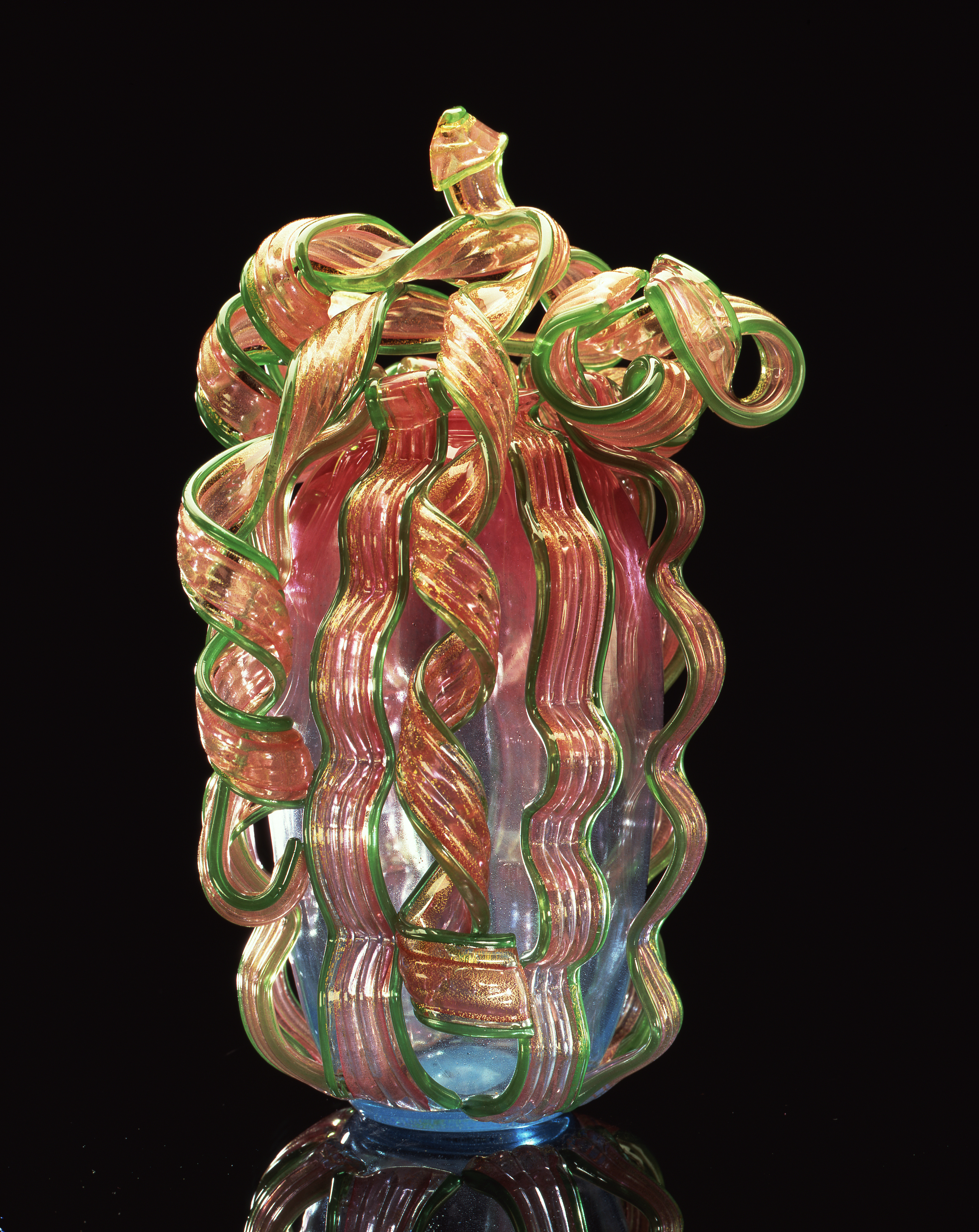 Dale Chihuly,&nbsp; Nymph Pink Piccolo Venetian with Pink and Green Ribbons &nbsp;(1994, glass, 11 x 7 x 7 inches) 
