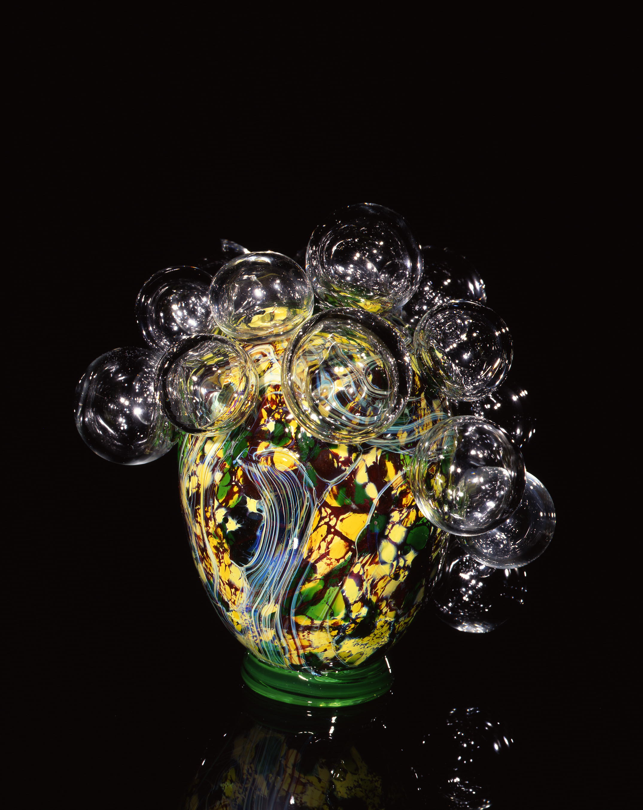  Dale Chihuly,&nbsp; Moss Green Spotted Piccolo Venetian with Clear Spheres &nbsp;(1997, glass, 8 x 8 x 9 inches) 