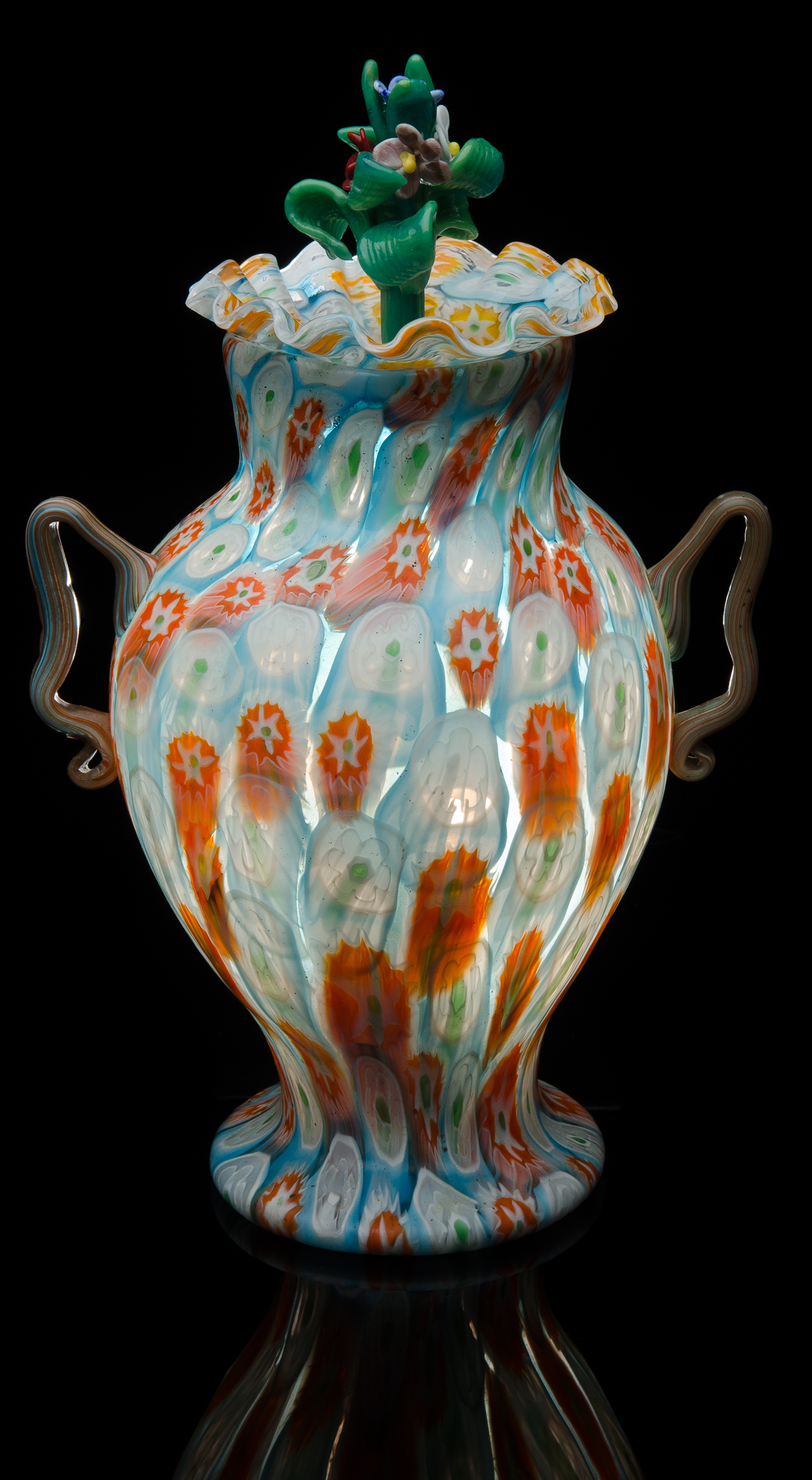  Fratelli Toso,  Pink and Blue Urn Shaped Lamp with Checkered Murrhine Pattern  (circa 1925, glass, 12.5 inches), VV.291 