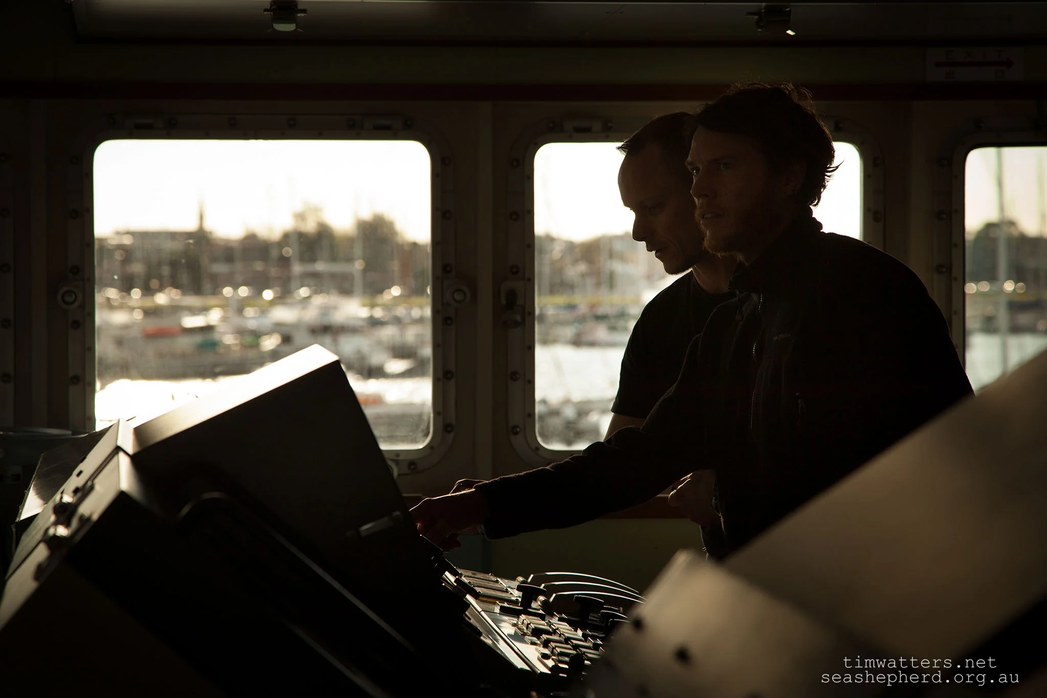 20130828_TJW_SamCrossing_03.jpg