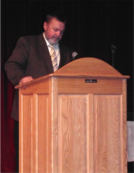 WDC Supt. Lee Westrum gives the welcome at the FCCLA Region 6 Conference in Wadena.