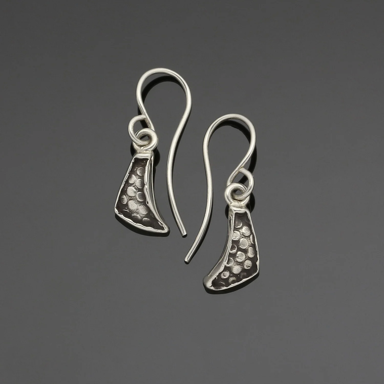 #146 Stippled small earring