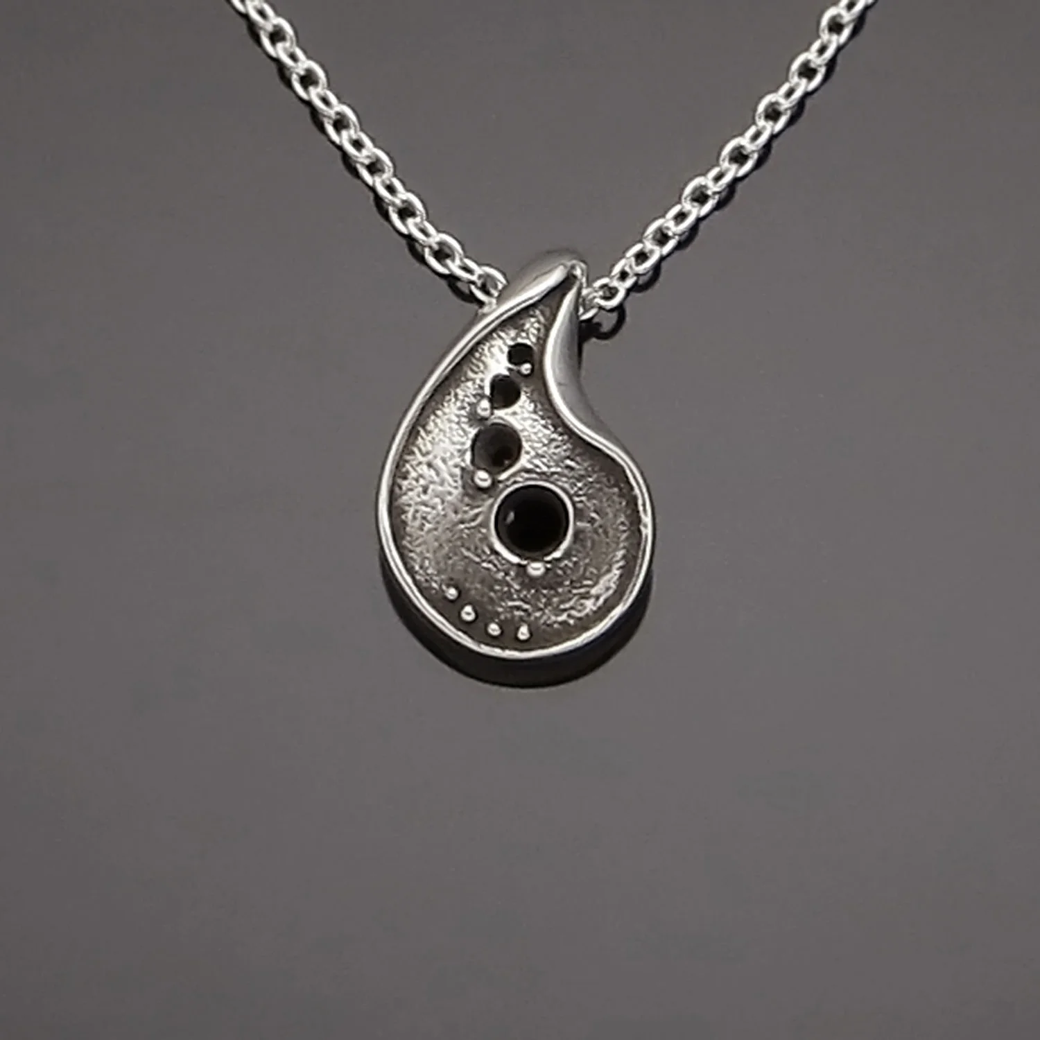 #168 Paisley Bean pendant