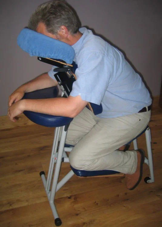seated-massage-portrait.jpg