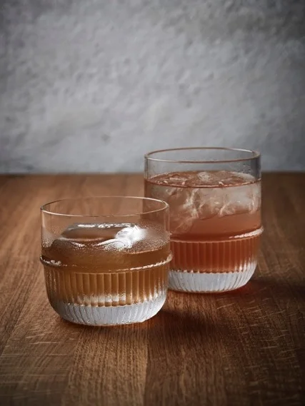 Bar-Glass-Barr.jpg