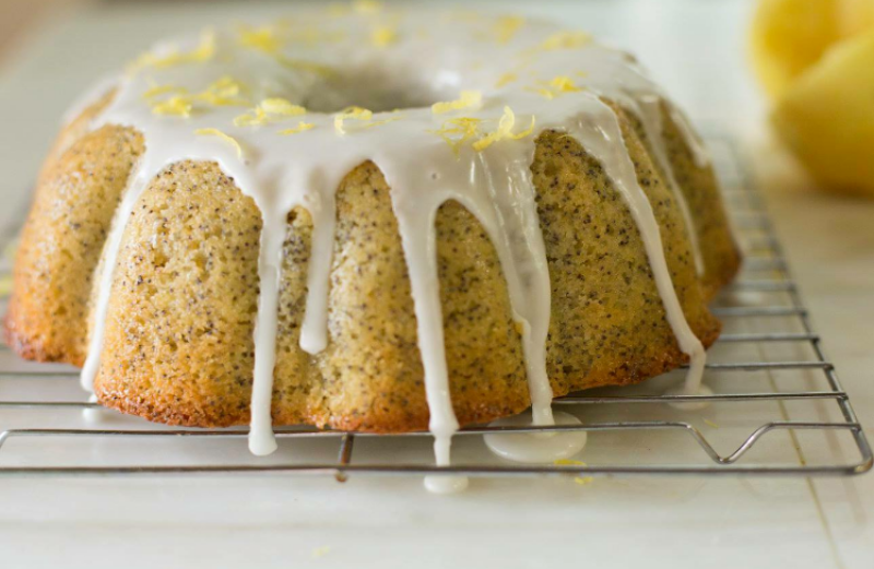 Lemon Poppy Seed Bundt Cake