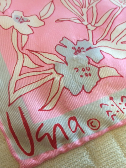 Pink & White Vintage Vera Scarf