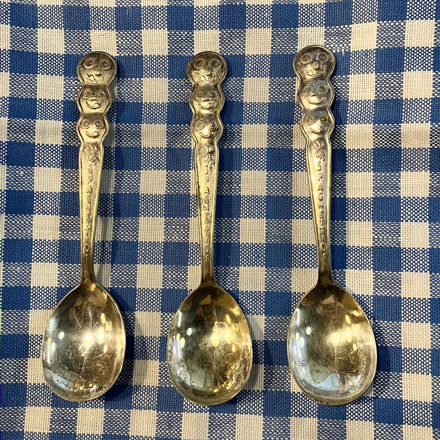 spaghettios spoons, anyone? 🥫