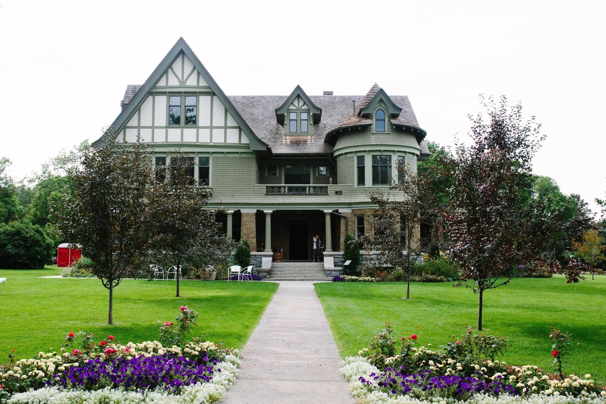 Story Mansion Wedding Photographer