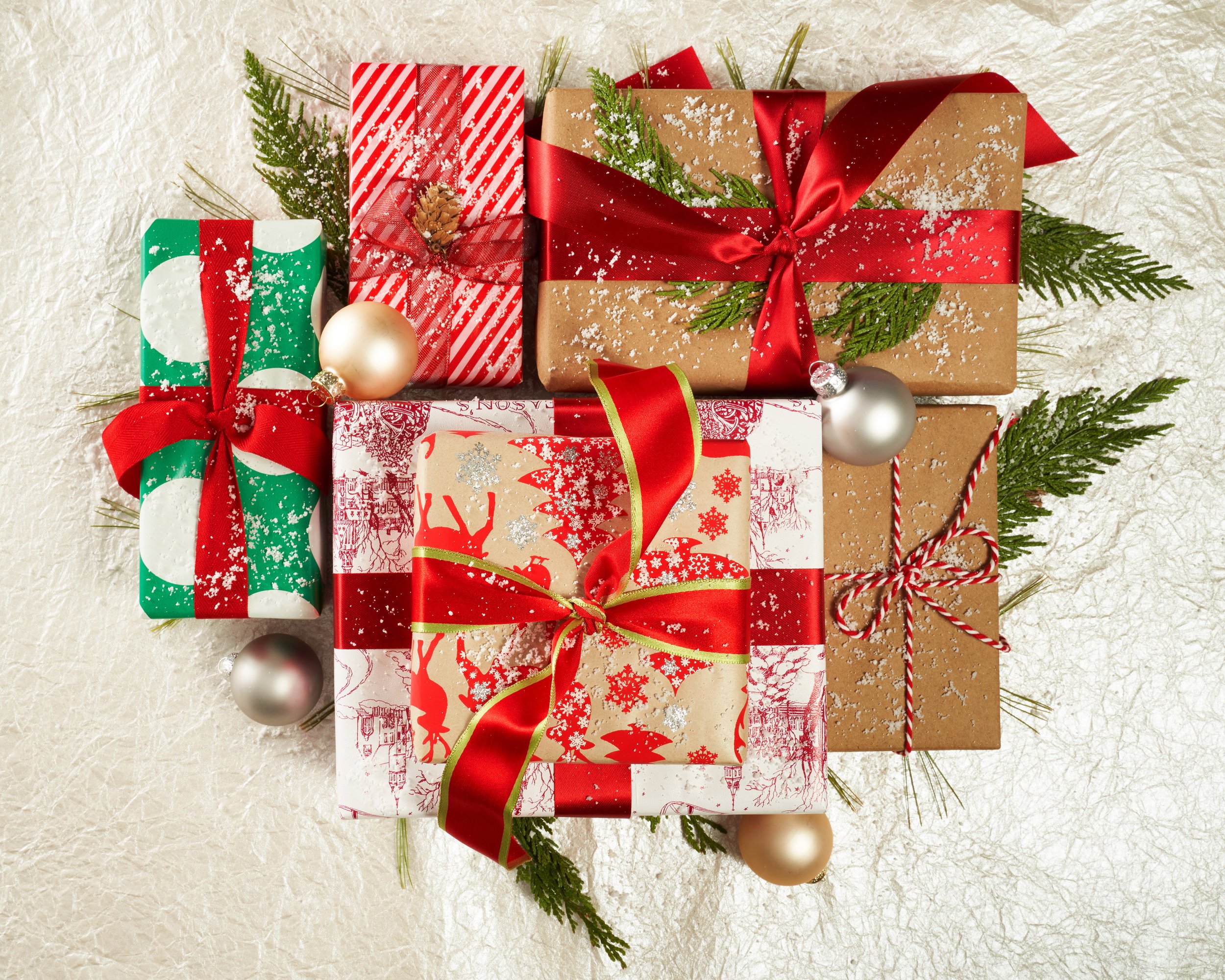 Presents_5x4.jpg