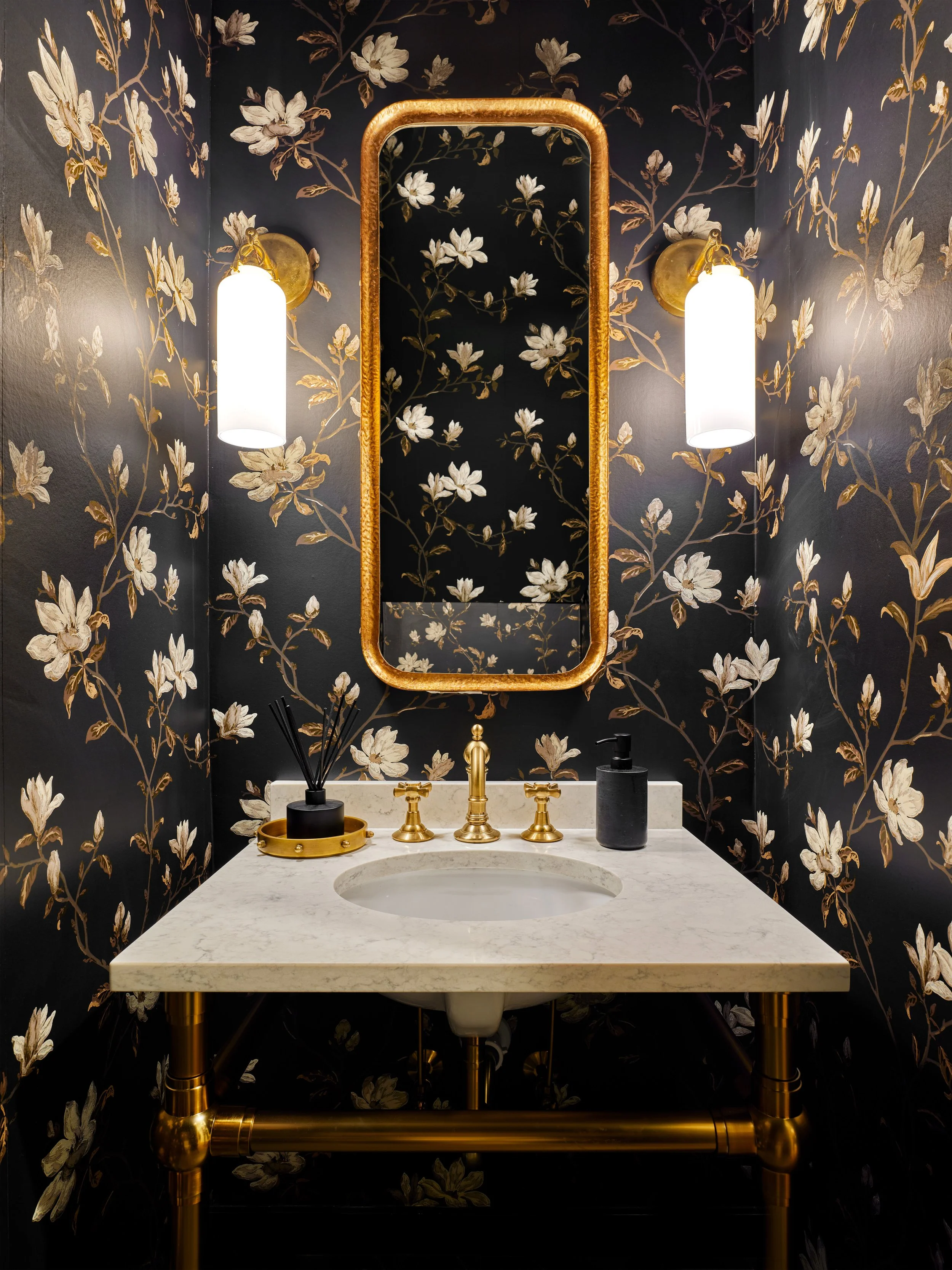 13_Powder-Room.jpg