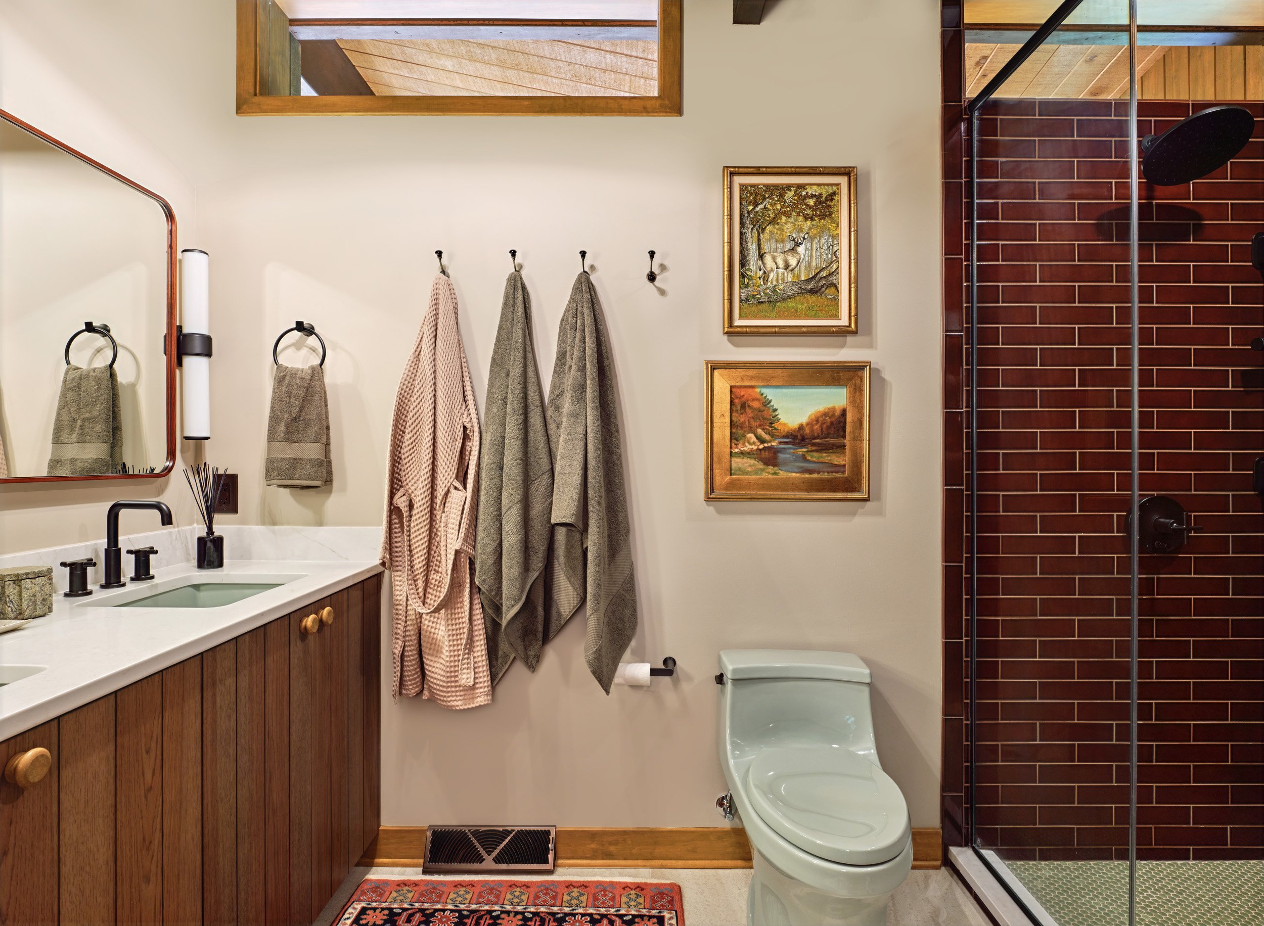 LakeGeneva-PrimaryBath-02.jpg