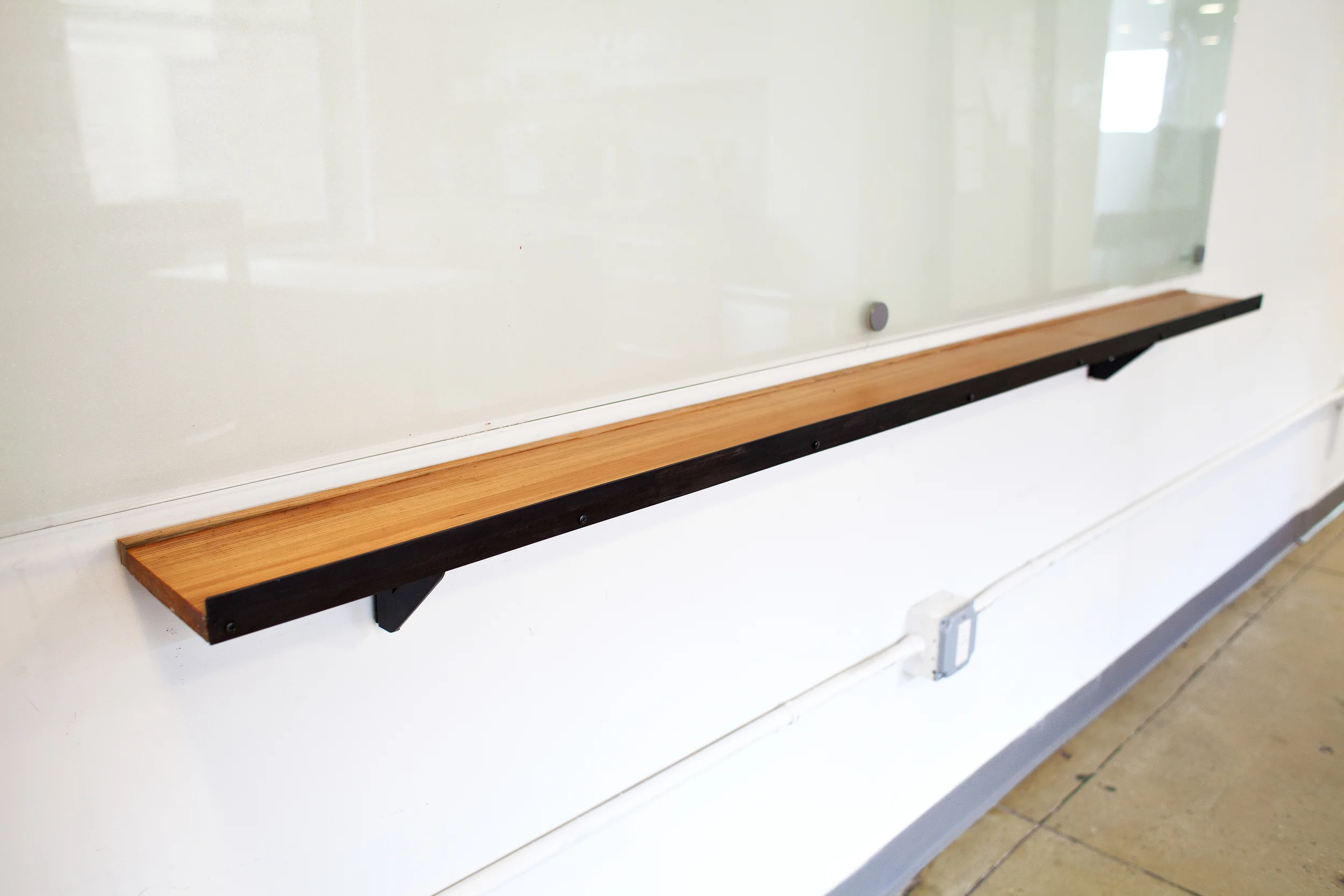 Detail of moving shelf.