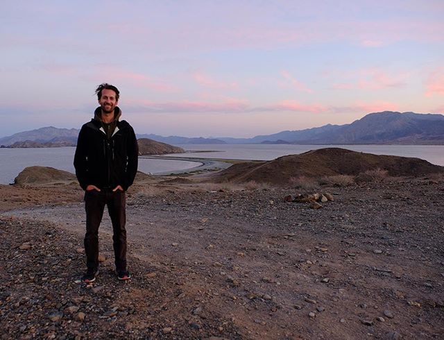 Some of the non sunny times of the Baja trip.
End of day overlooking the Sea of Cortez / sunrise / sunset on an endless unnamed beach, pacific coast / last night La Gringa campfire
.
.
.
@watson_lloyd #baja #mexicocoast #surfari