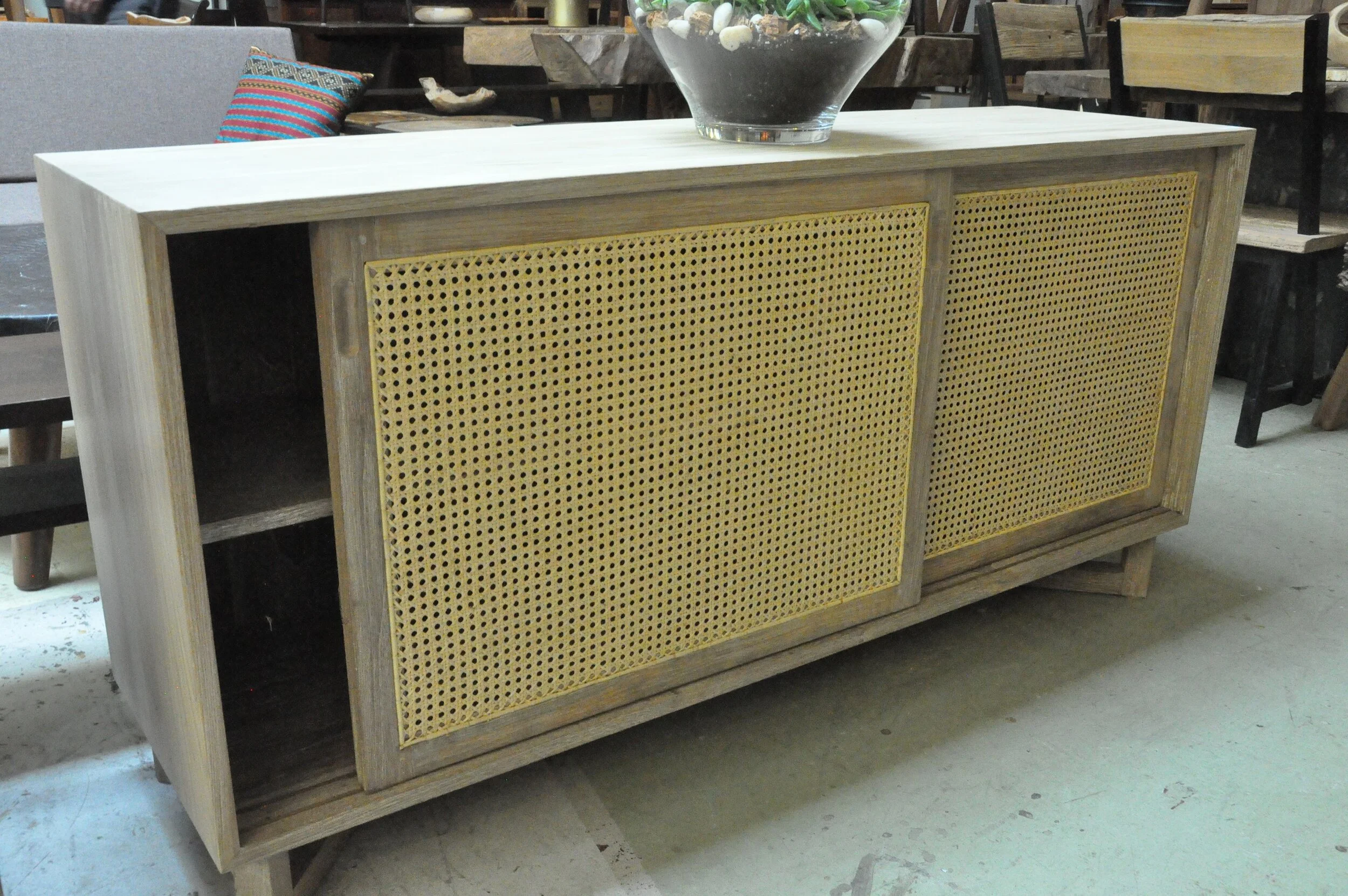 Cabinets Tirto Furniture