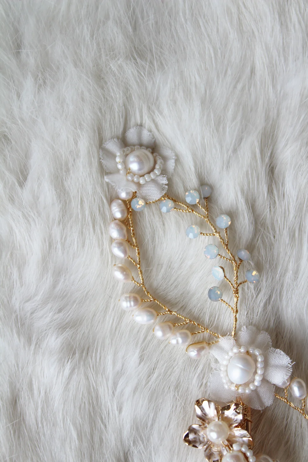 Infinity Fresh Water Pearl Hair Clip — Miranda's Vintage Bridal