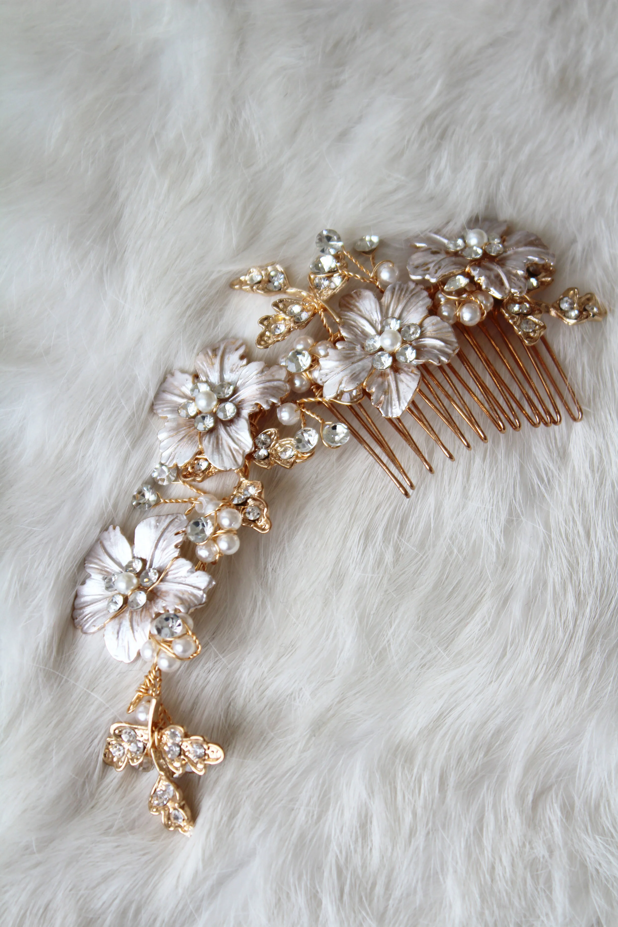 Frosted Floral Hair Comb with Crystal Details | Large