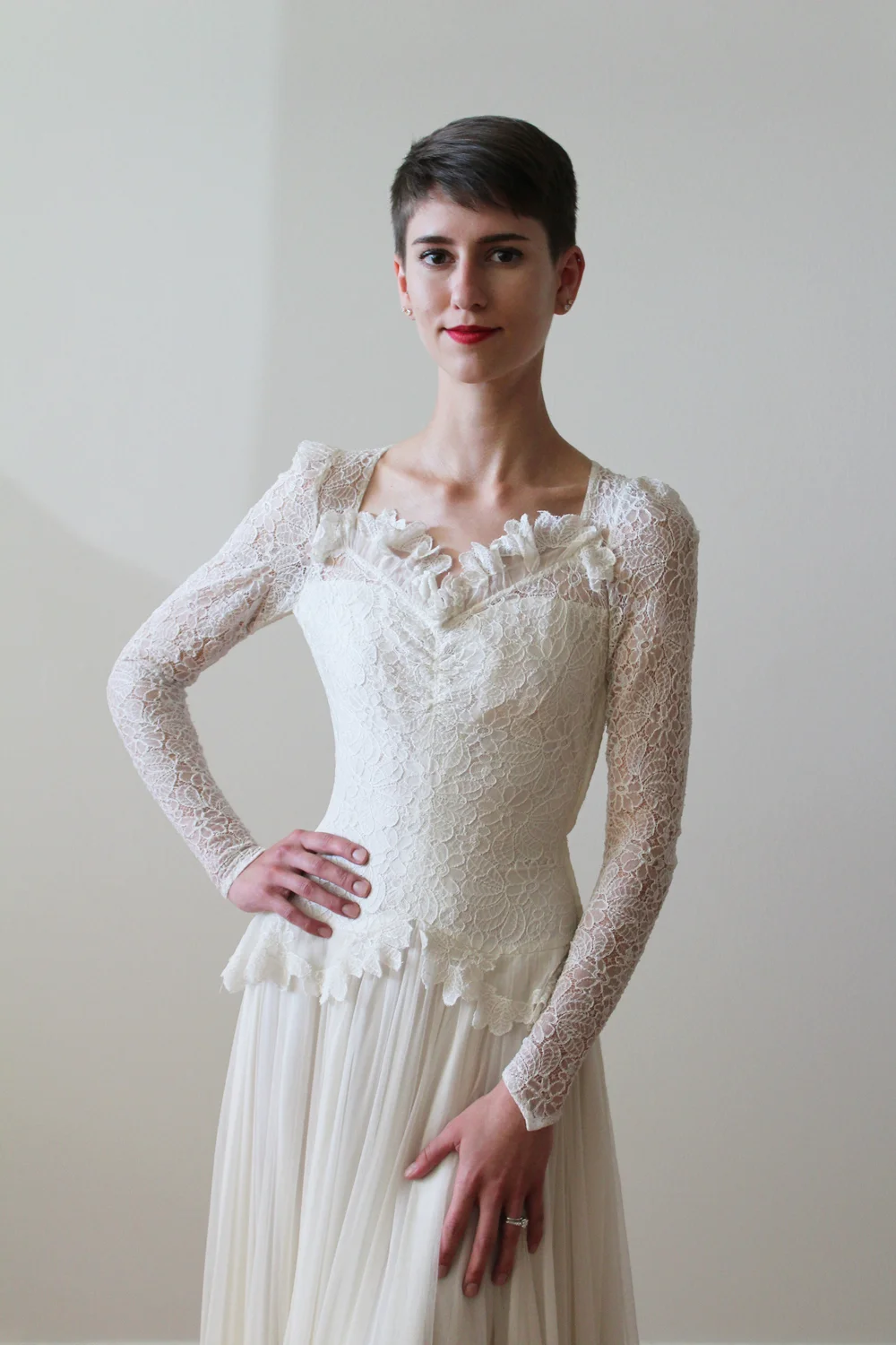 chinese dress ladies 1930s Ivory Lace Gown XS – OMNIA main image 0