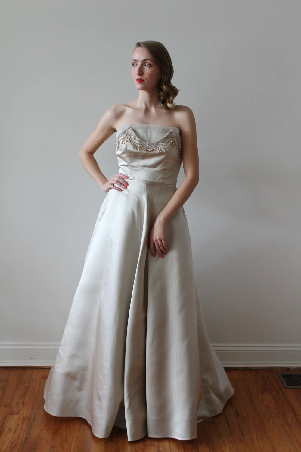Wallis — Miranda's Vintage Bridal