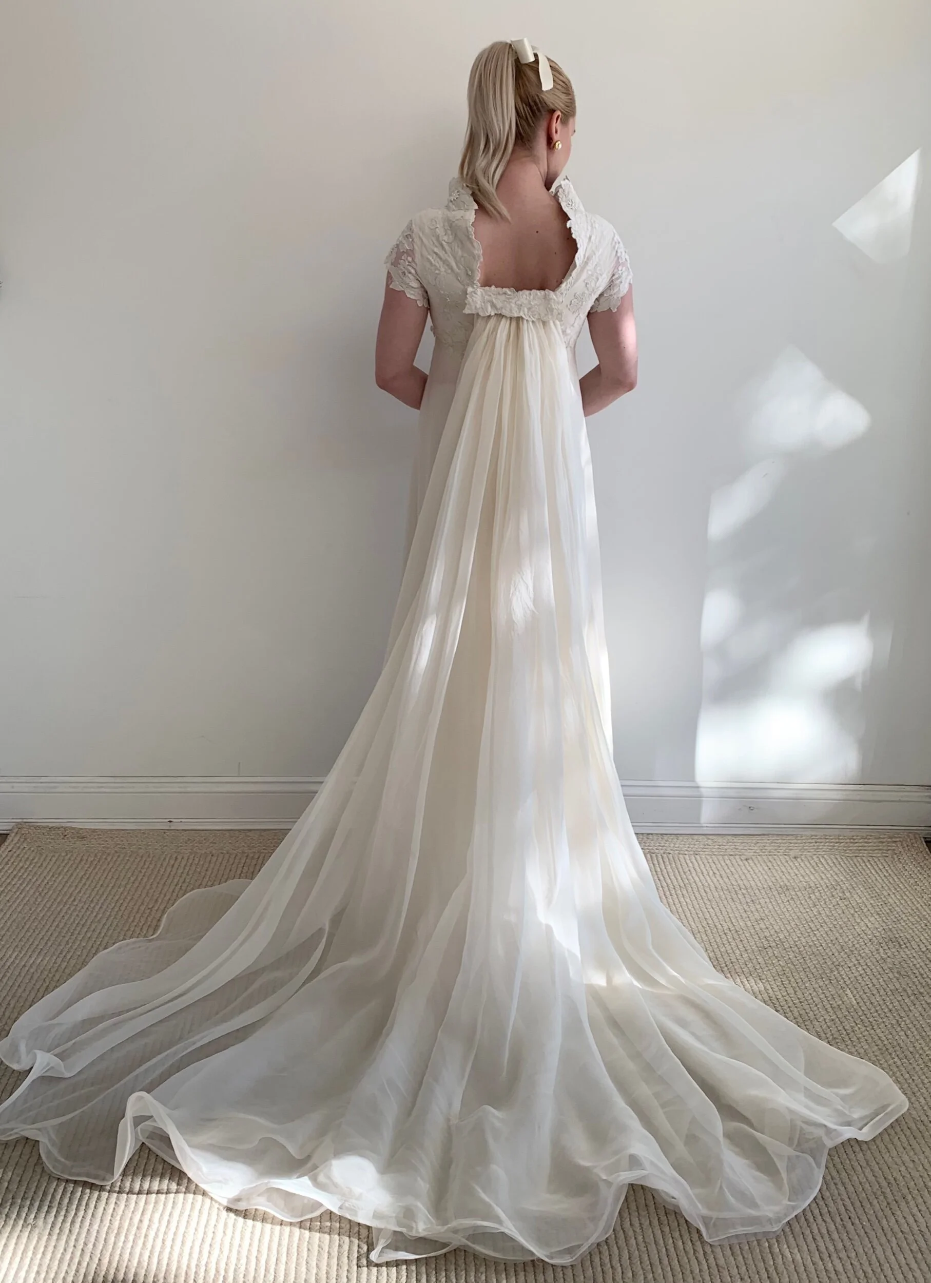 260992EE-16F7-48CD-BF1E-72360453A9D7