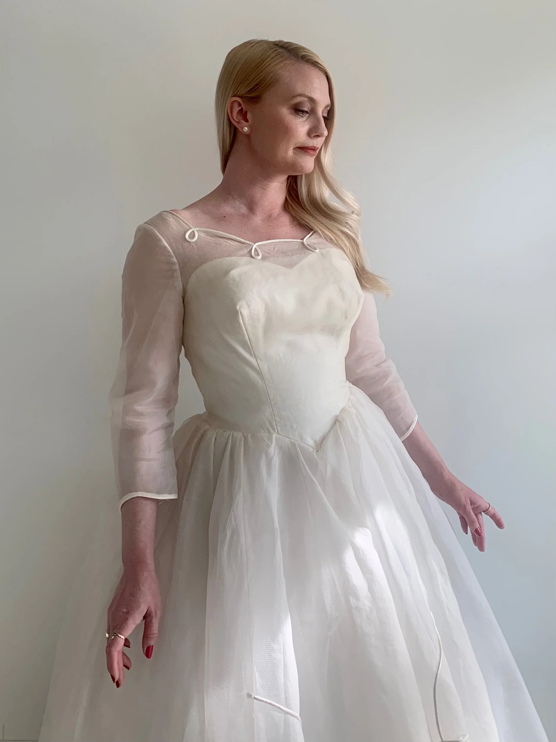 068F74A7-A3B9-4C9B-8A92-20CED6629940