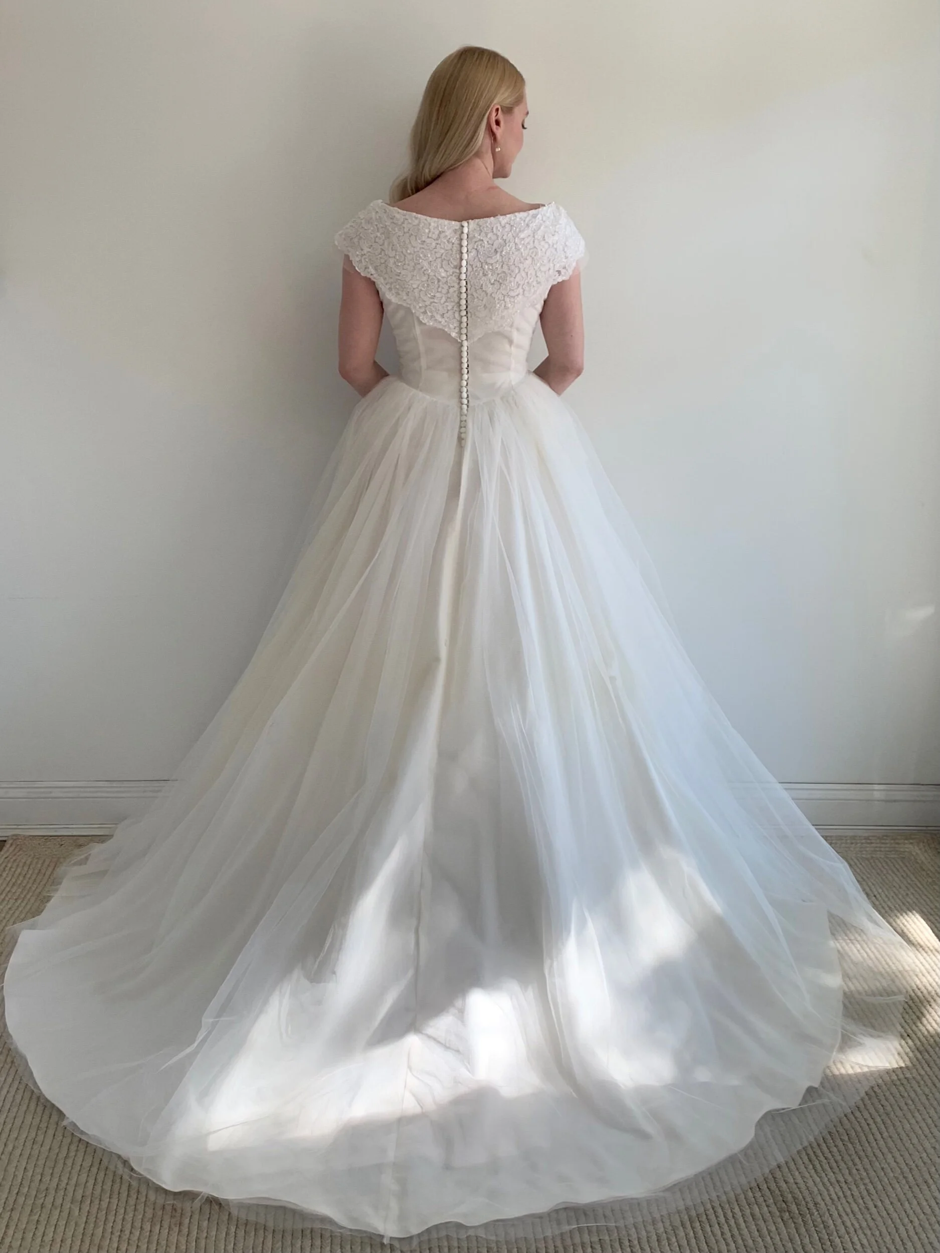 2AD8F51F-AB64-4C7F-B6B6-6AD68B034E56