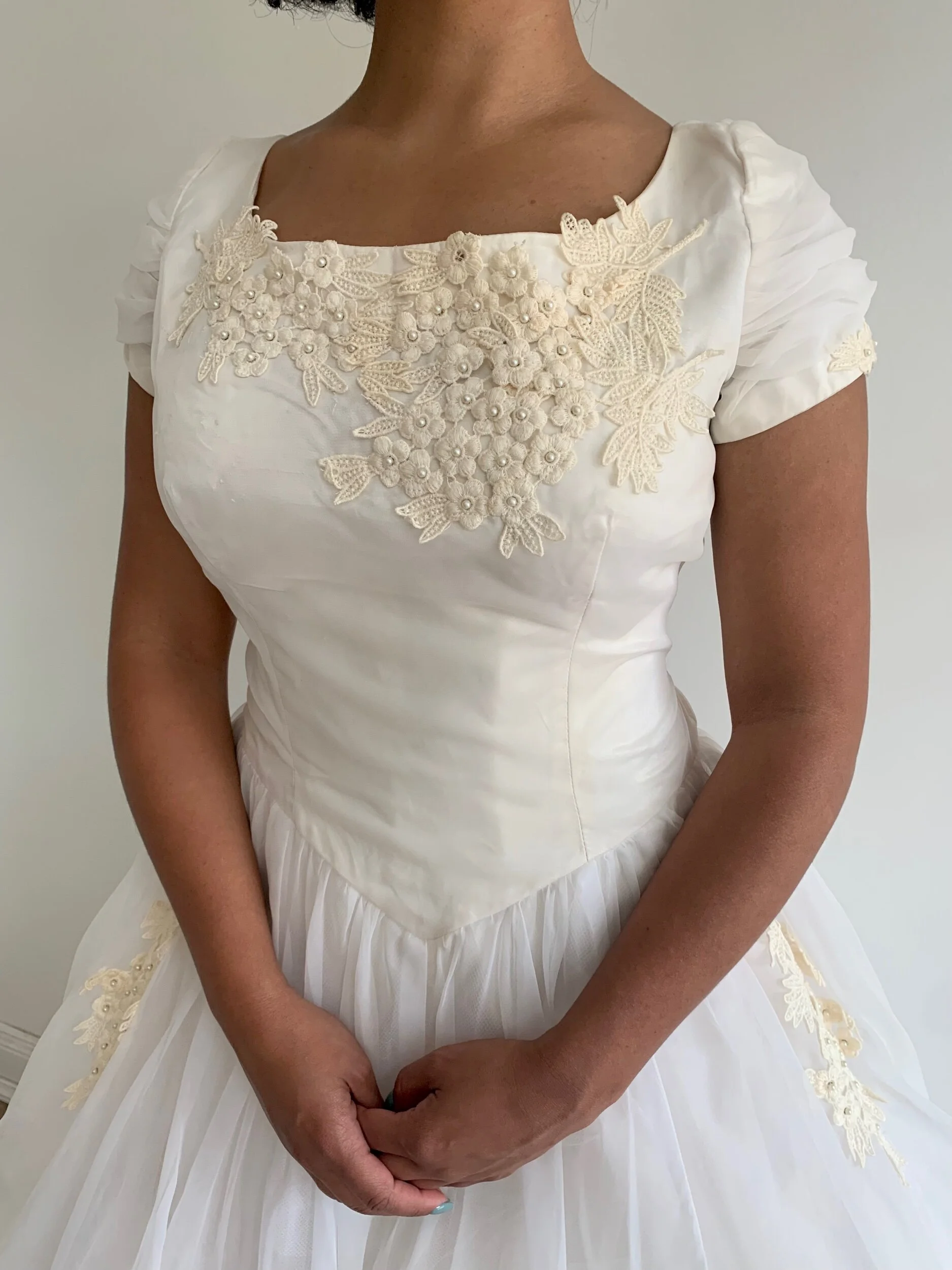 D4D74236-EB89-4865-B578-1328C64A2F3F