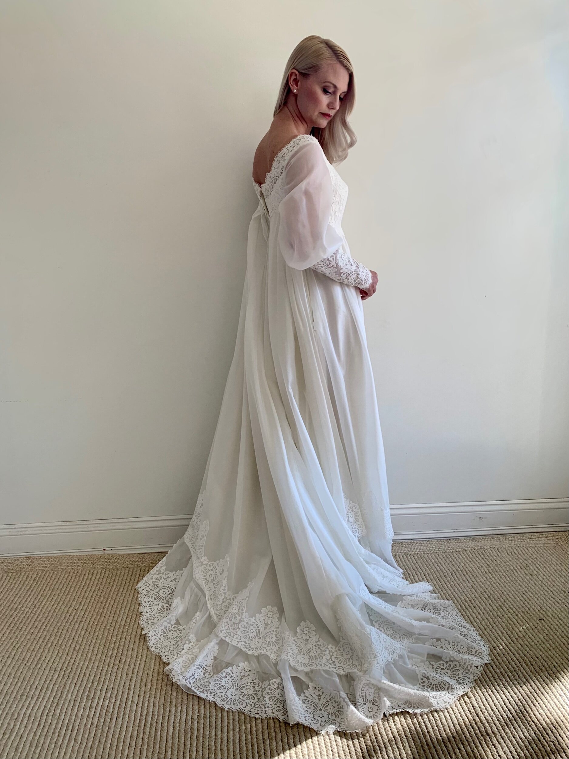 3AF17FE4-1338-4DE3-A3DA-1D86BB33D38C