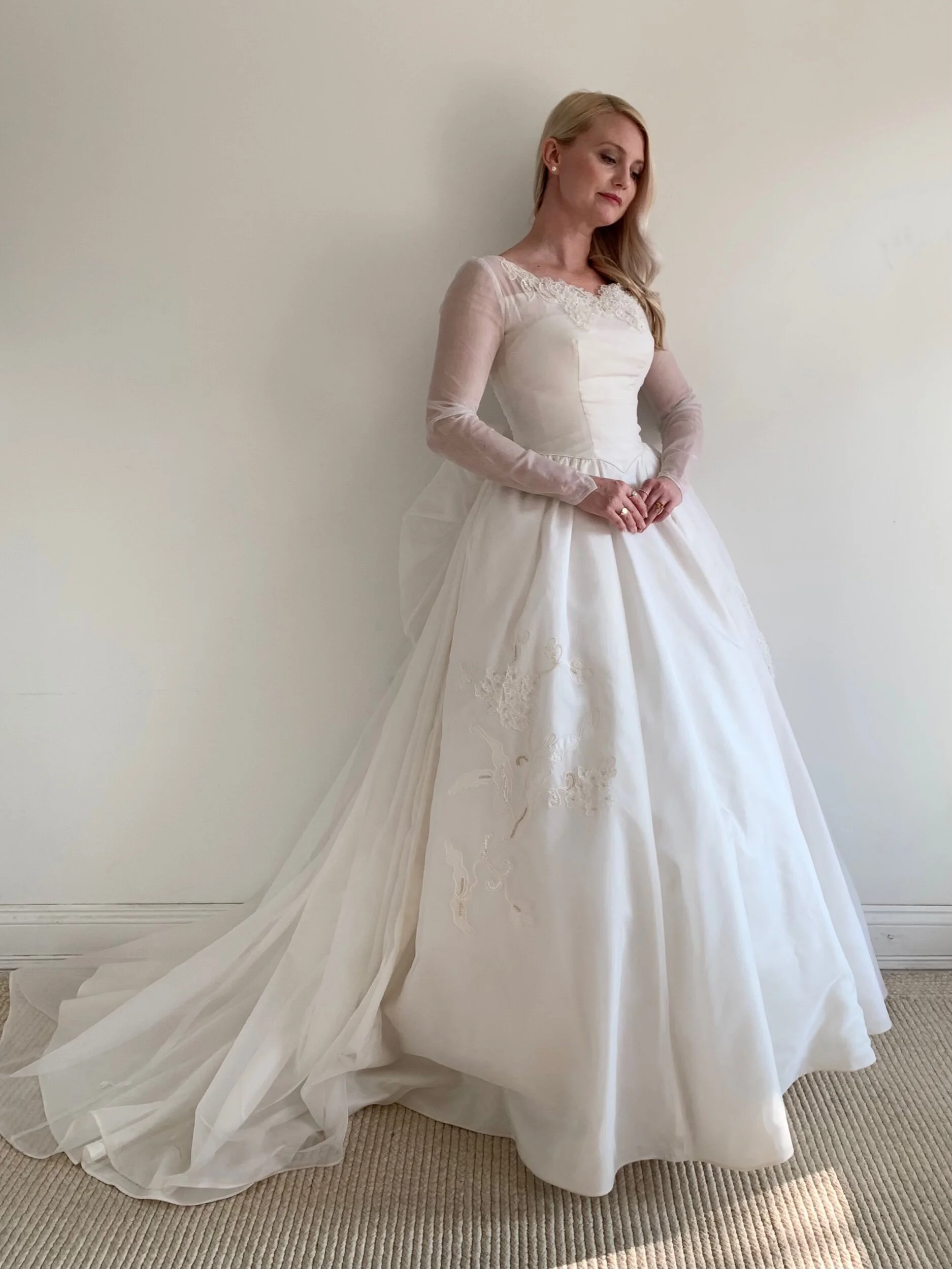 6D7BF866-54B4-4F67-B37C-6E4B1A1AA643