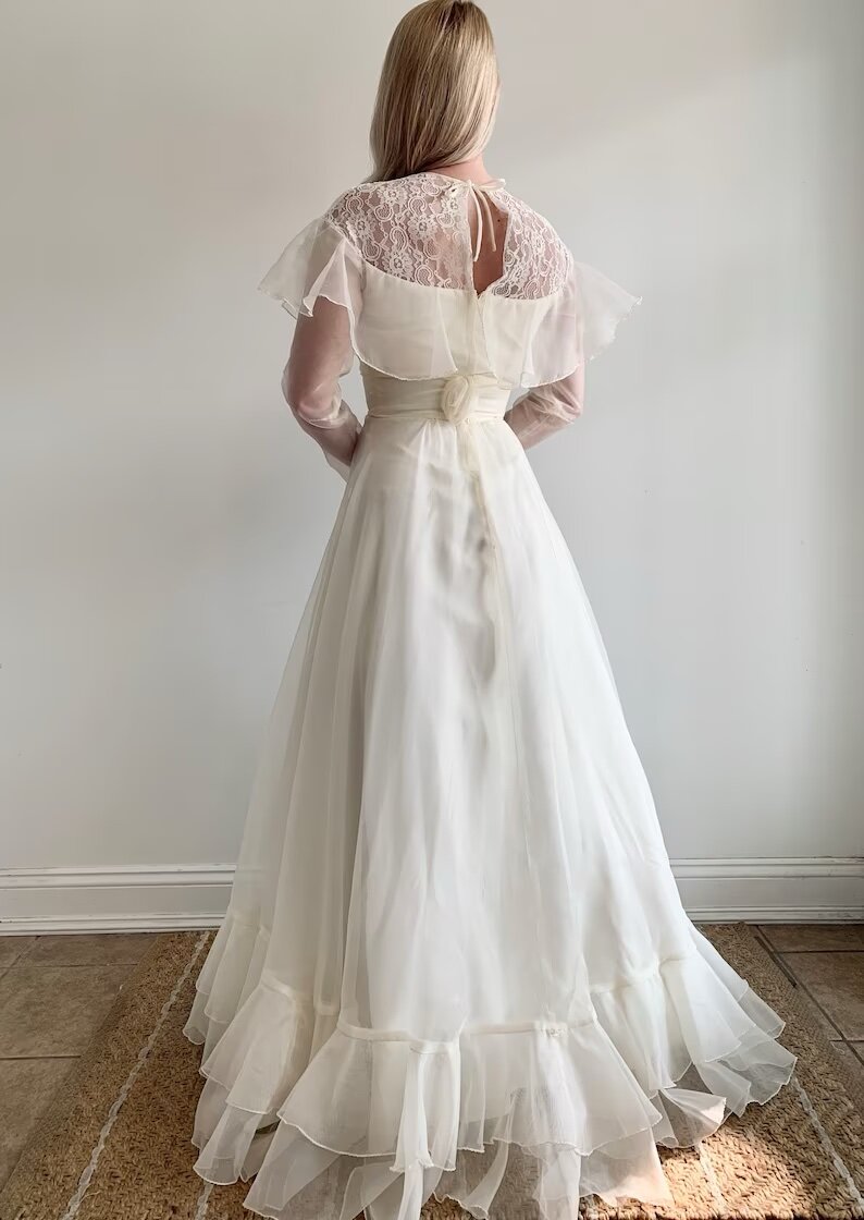 52D179C9-59B2-4FF5-8AF6-9715F4D3EB2A