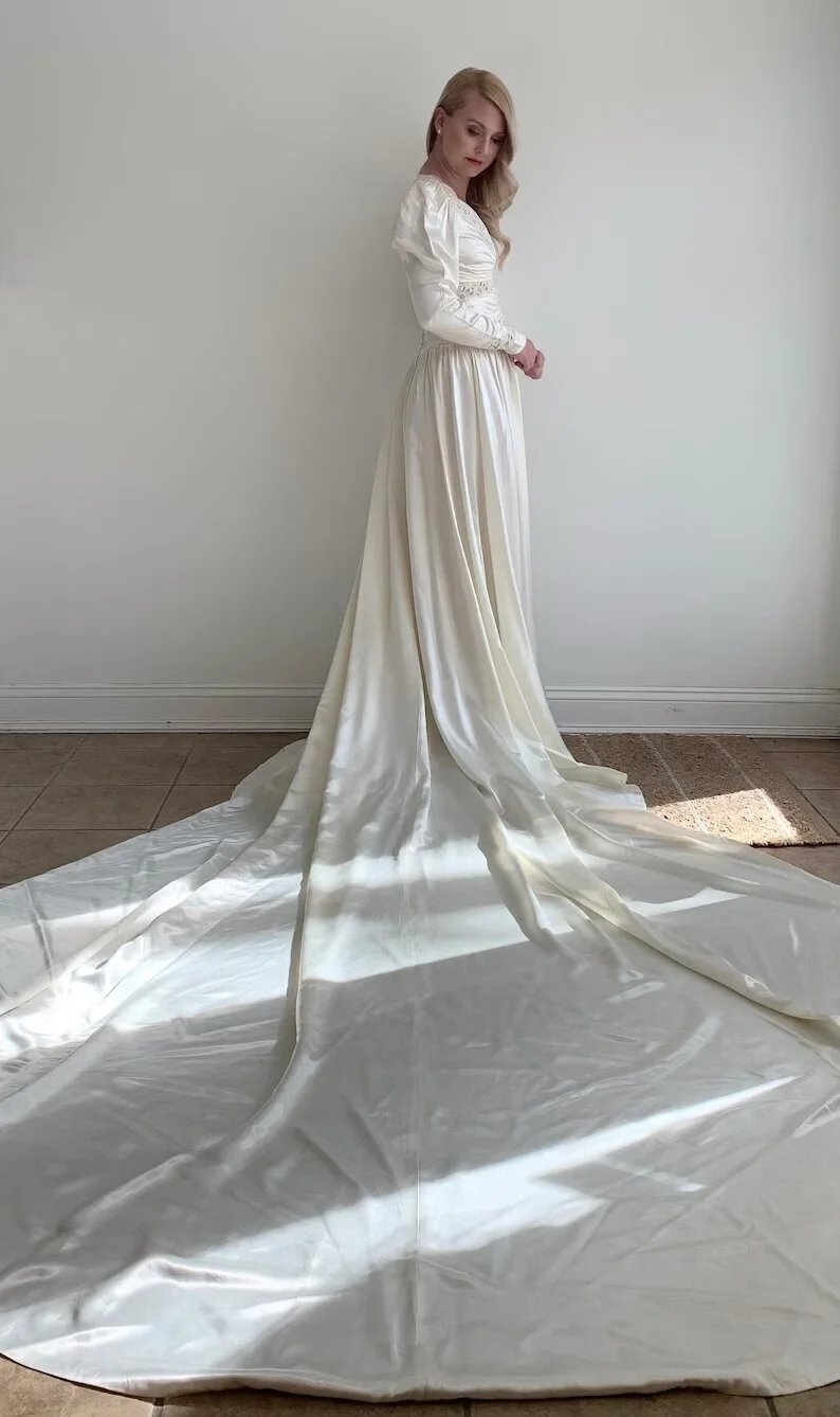 17AAC0AD-6317-41A9-83DE-B6390FE9FD26