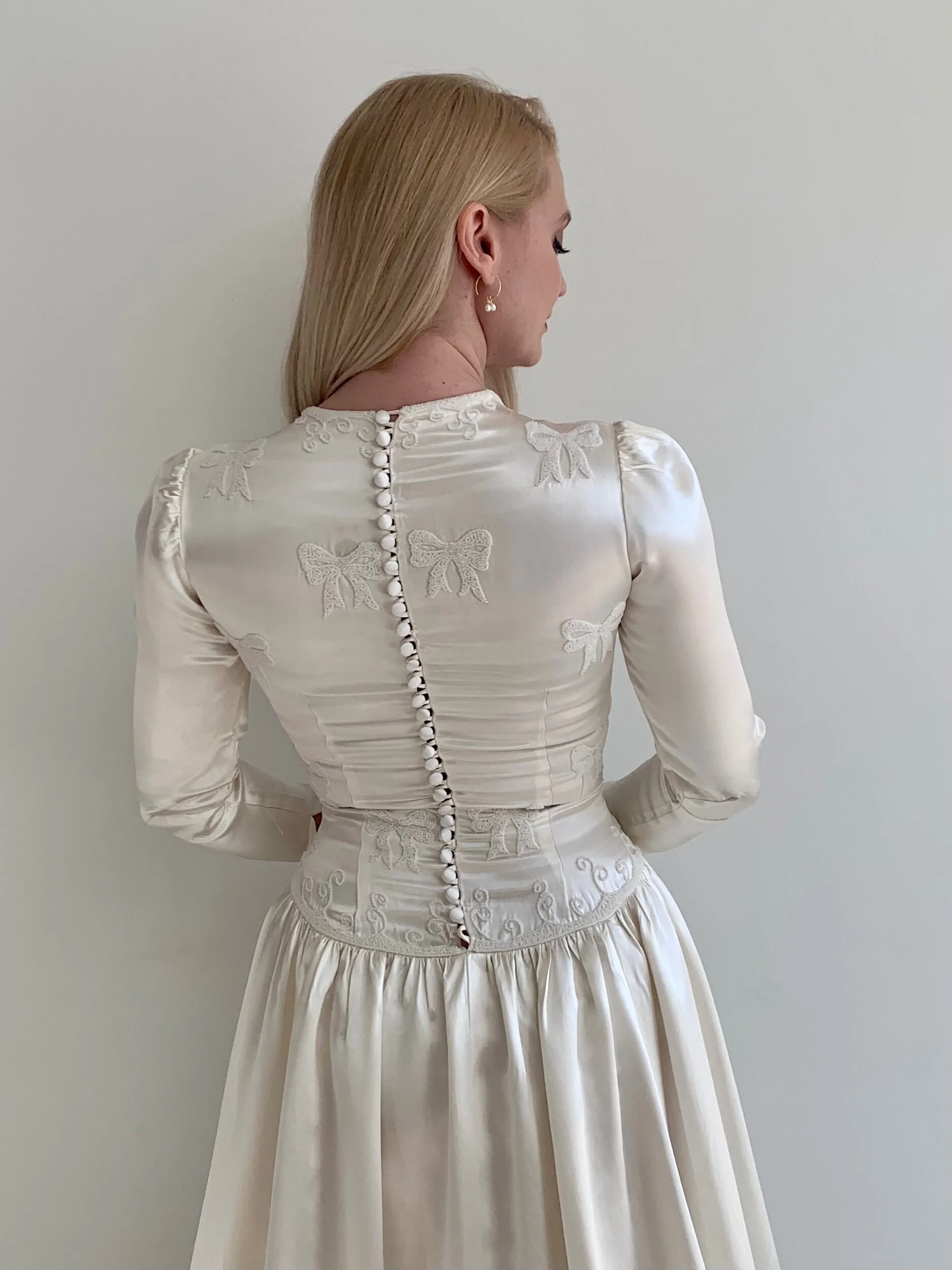 7E08C2B0-CB56-444E-BB7F-453CAF0E62A2