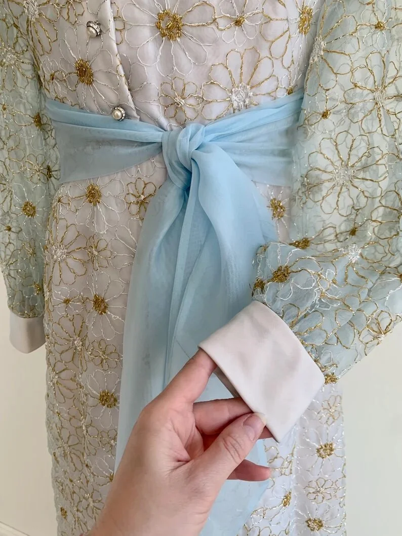 C82FF6A5-3BCA-4401-9214-DE02E7A1747B