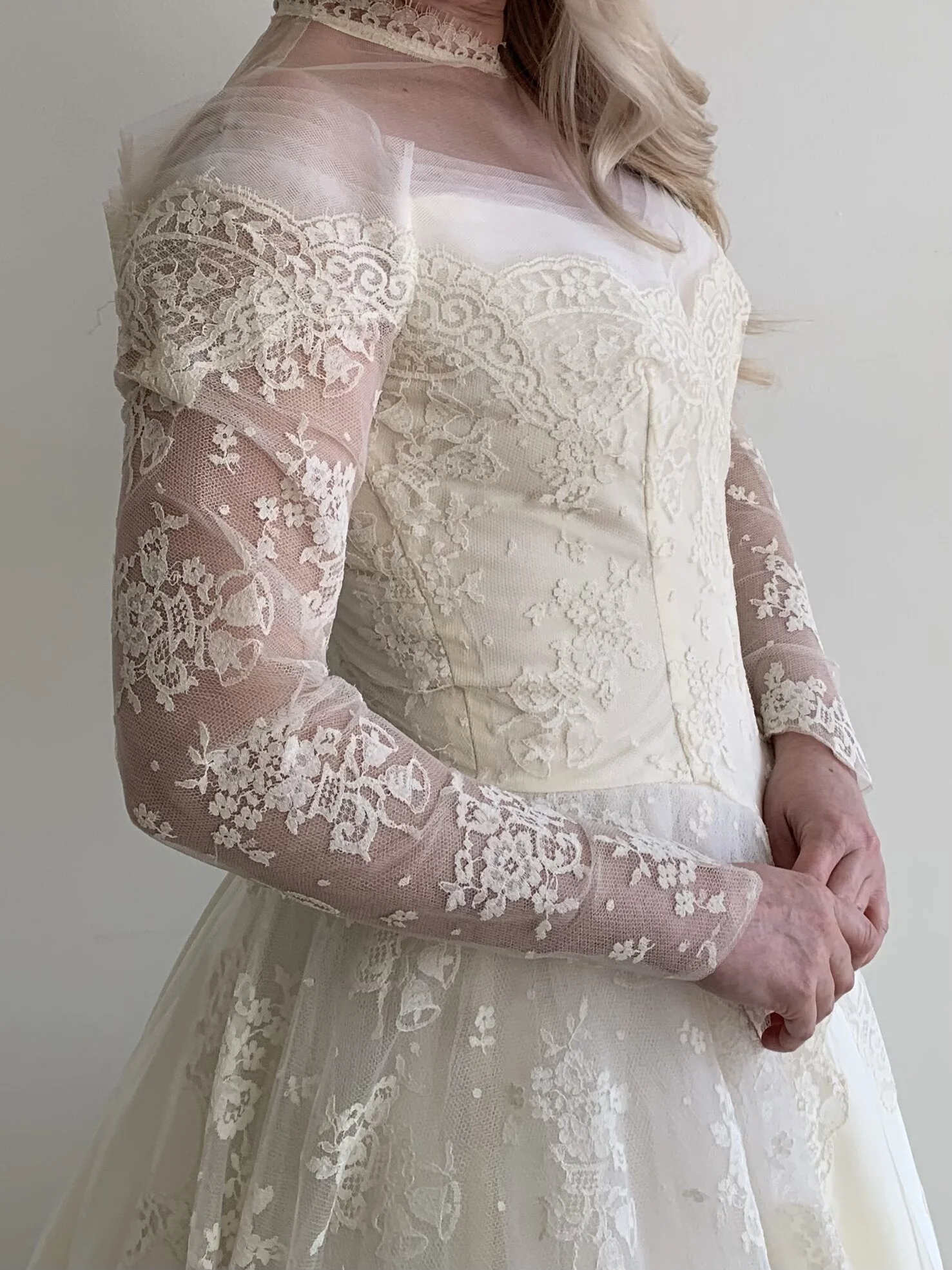 C1DF2258-0F7D-449D-9B94-A83954C321FE