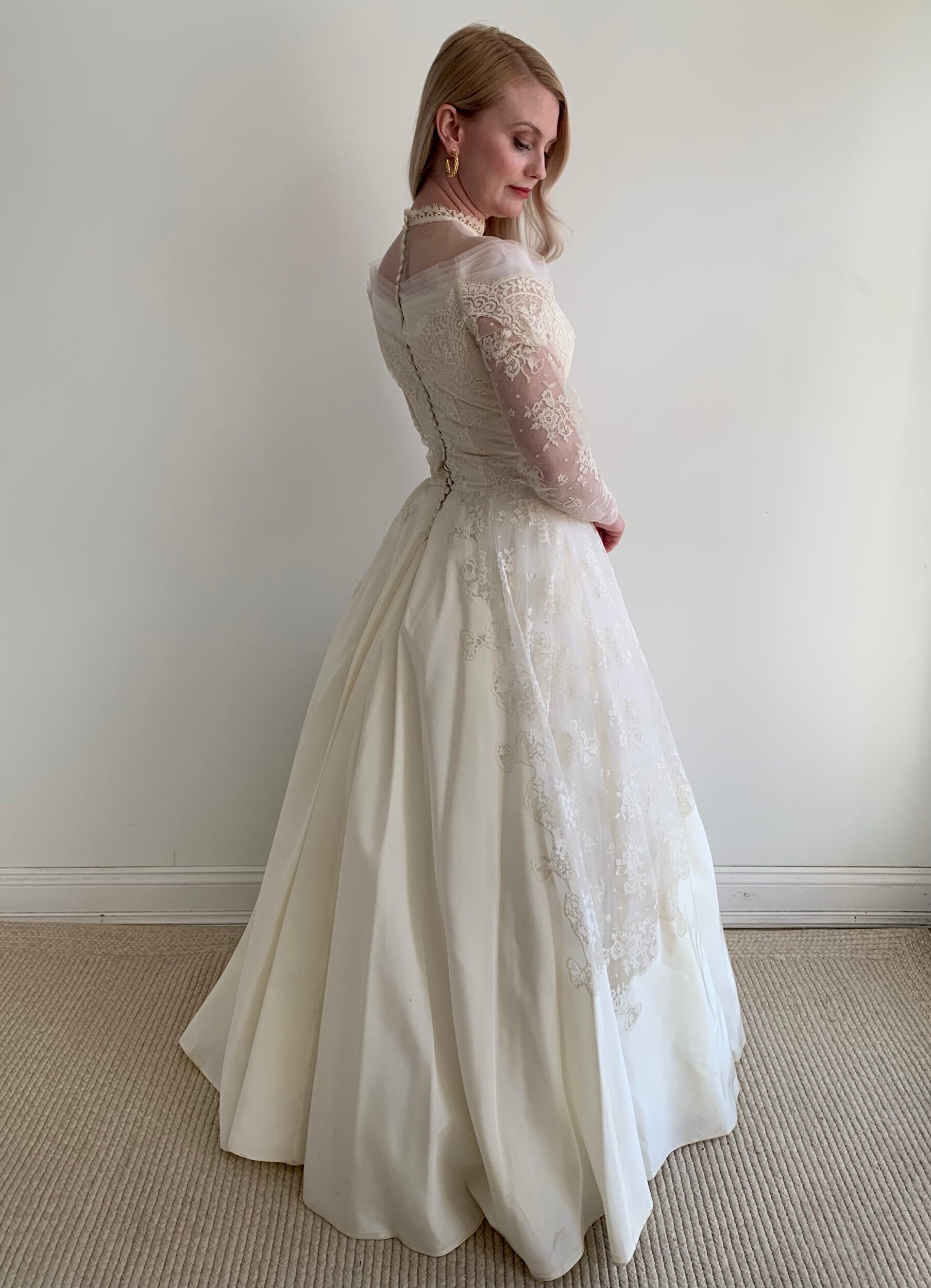 EB68C1B8-79E7-4BFA-861D-52820B6F70B3