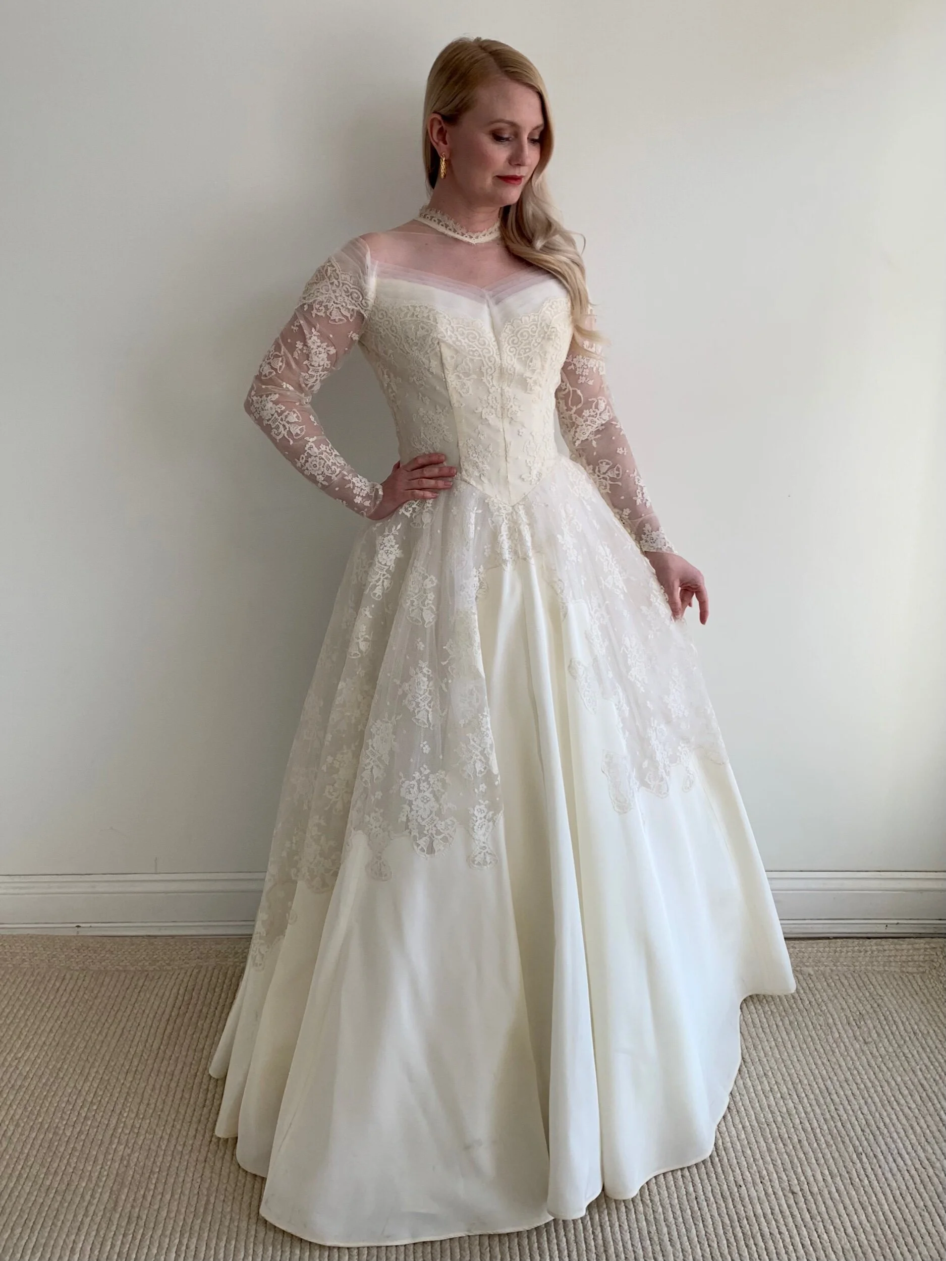 8034D496-95B7-4FE4-A753-C52B39E86ECE