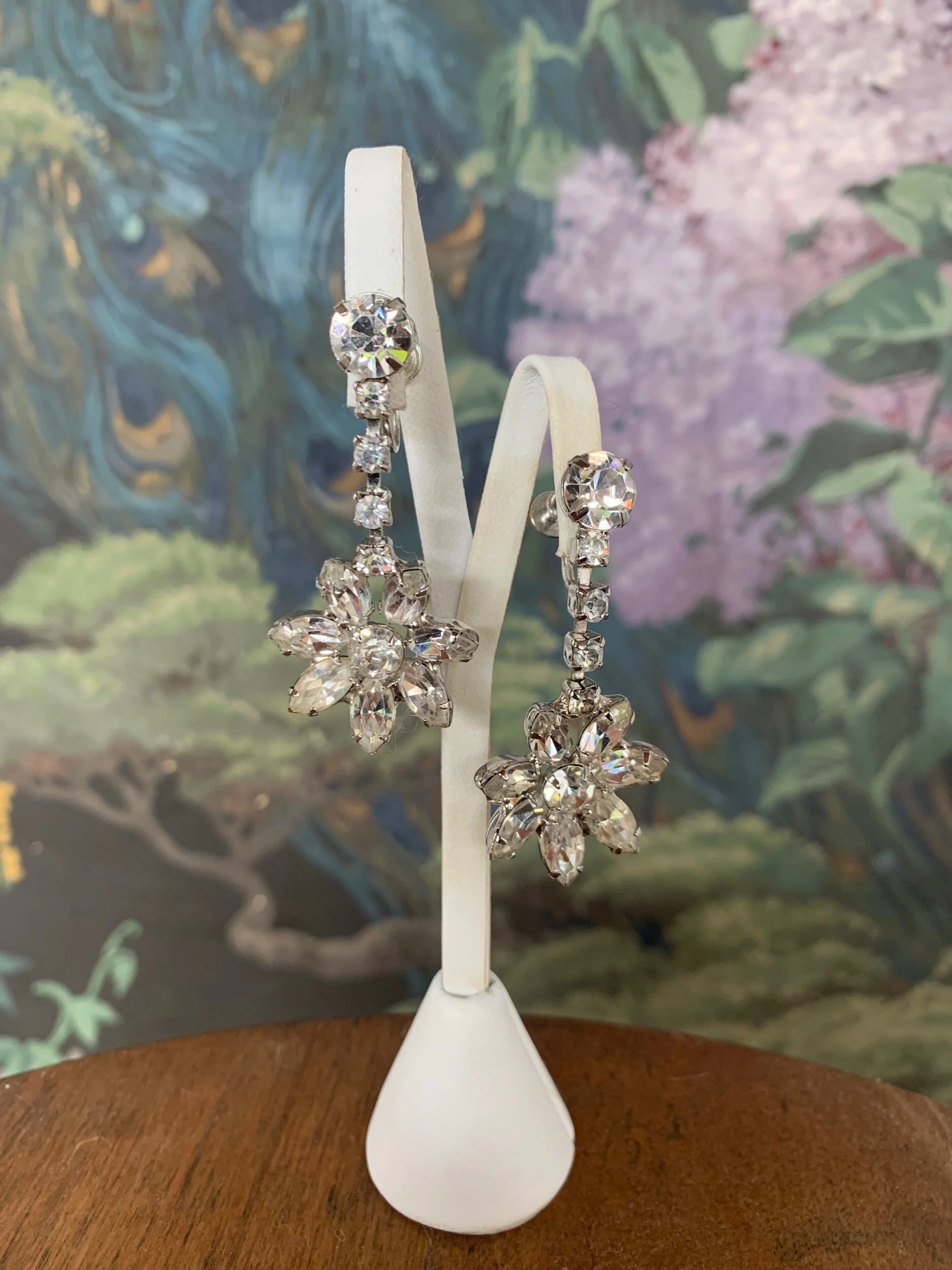 086ADDA0-EE2B-4490-986A-1D78E988E357