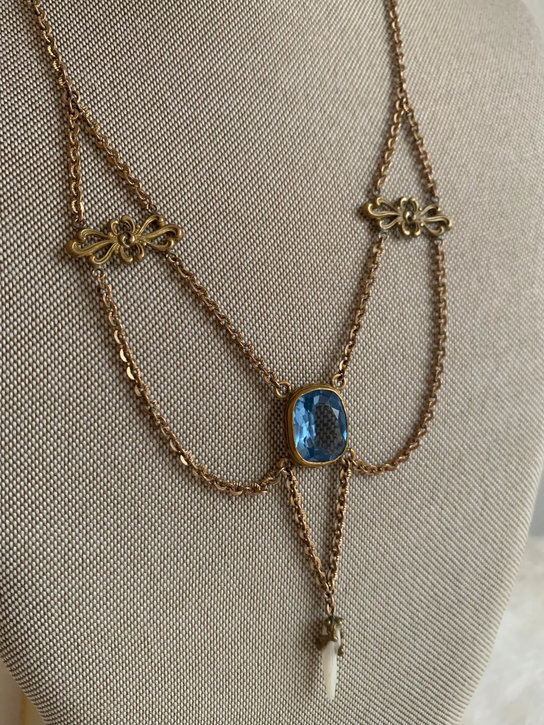 A92CA078-A8E7-4083-AE3C-01B1CC72044C