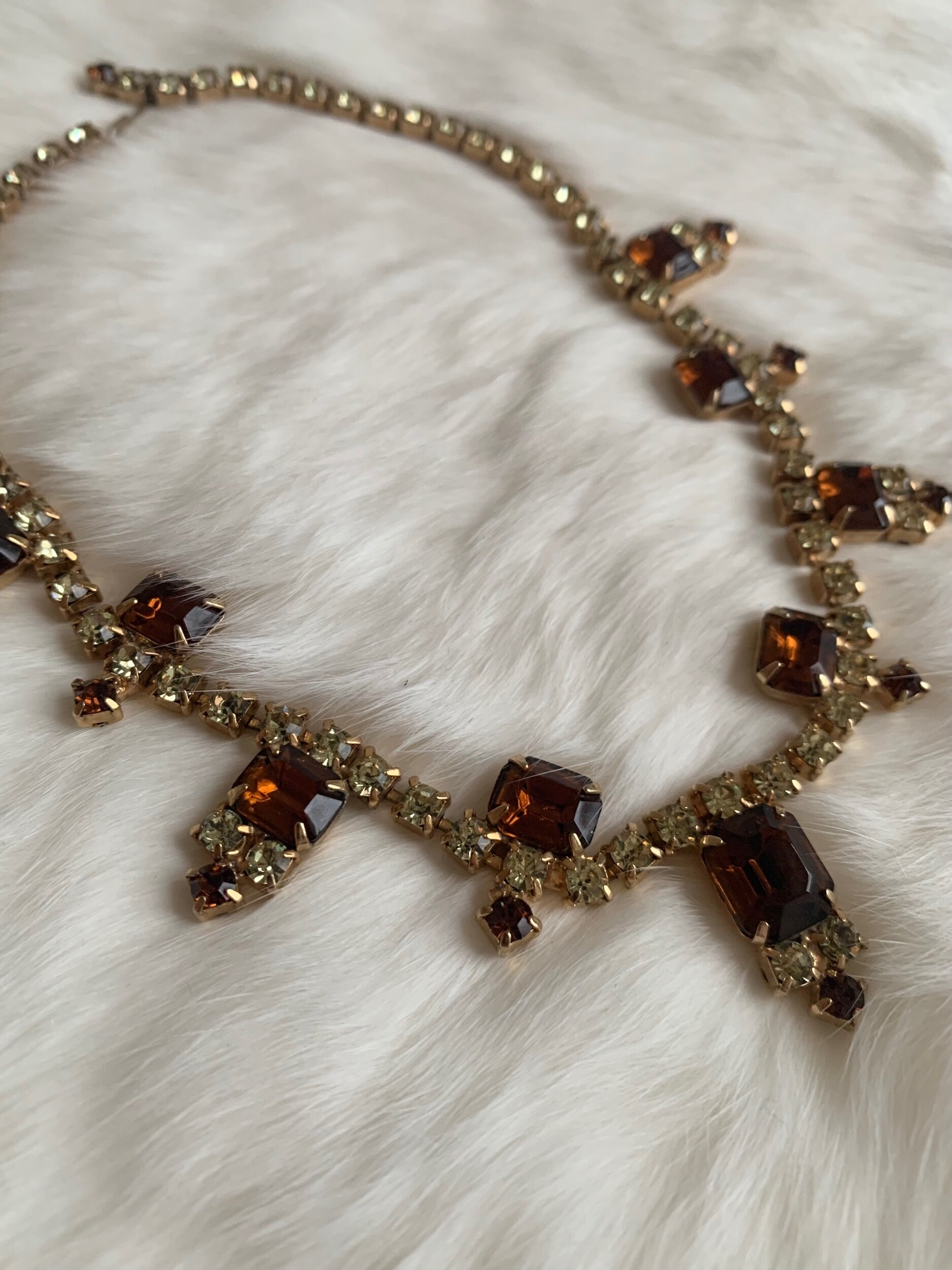 1950s Chocolate Brown, Pale Yellow Crystal Necklace
