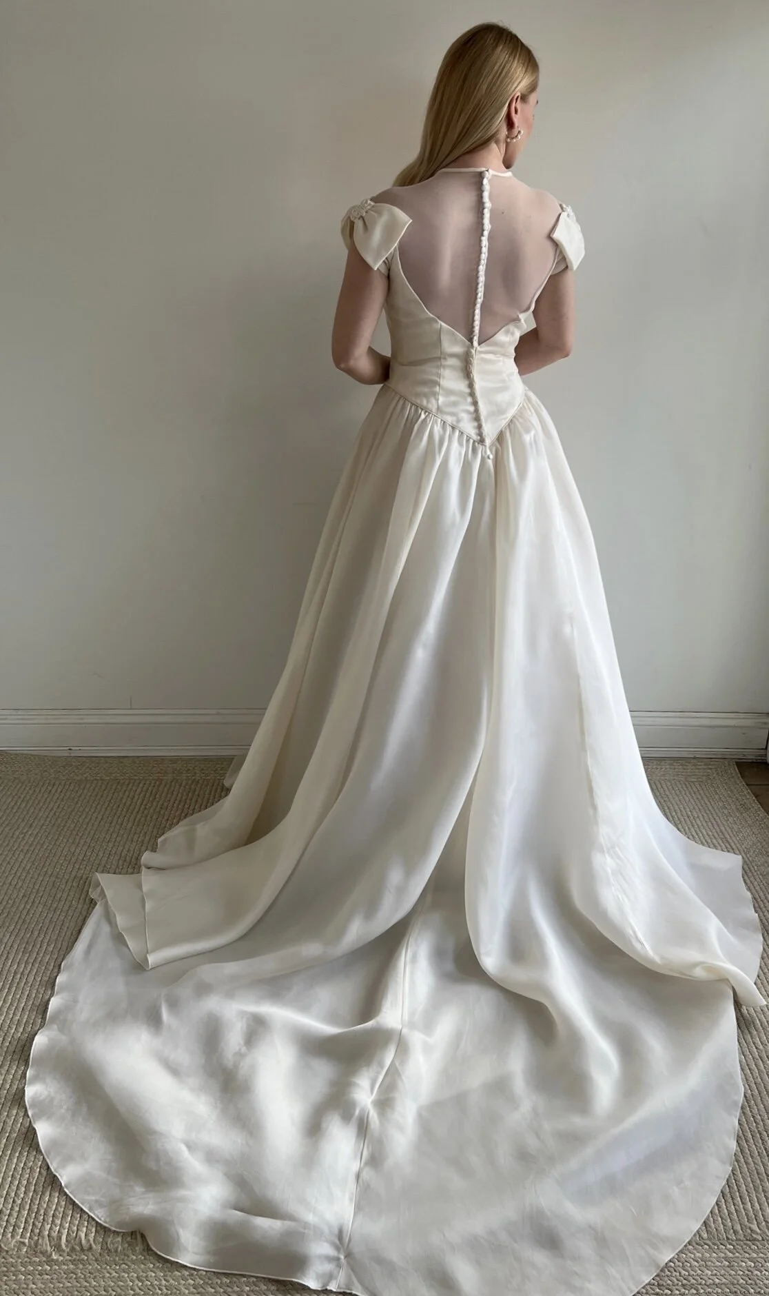 5279B9EC-0B9C-4CAE-94A5-1A248940E617