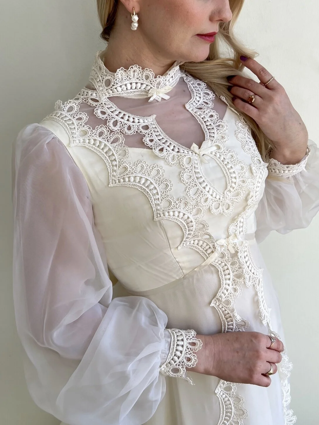 5A6CC4E3-371B-43E0-9E14-6C71D0D8C470