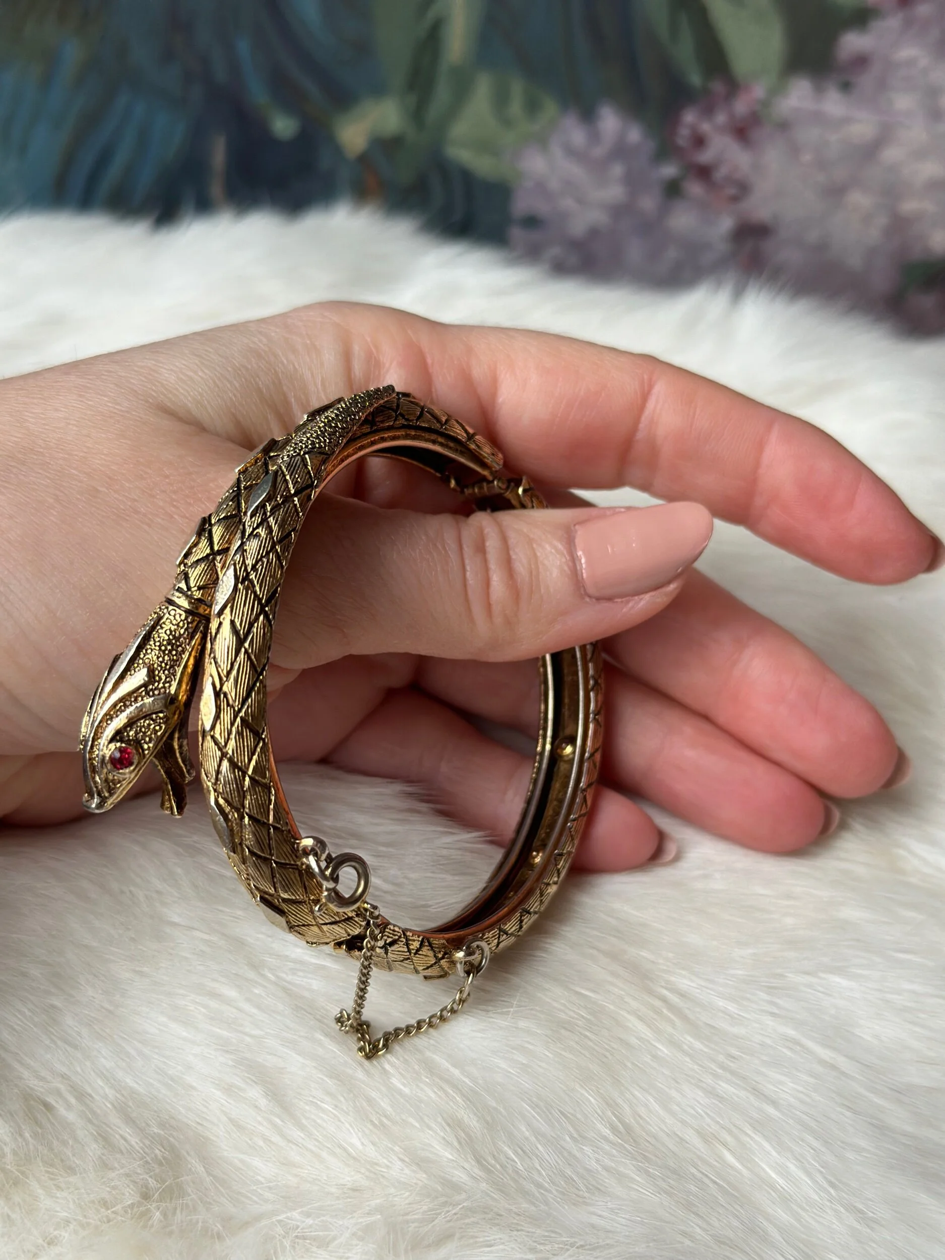 2C65E4C5-0F4A-4DB9-87E9-A74E06DFBDD5