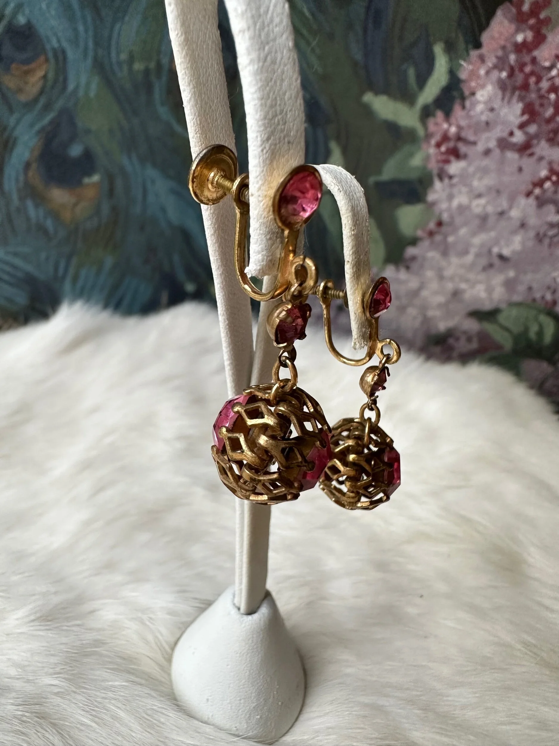 8875DB61-4108-4B59-958D-D8F01C41E73B