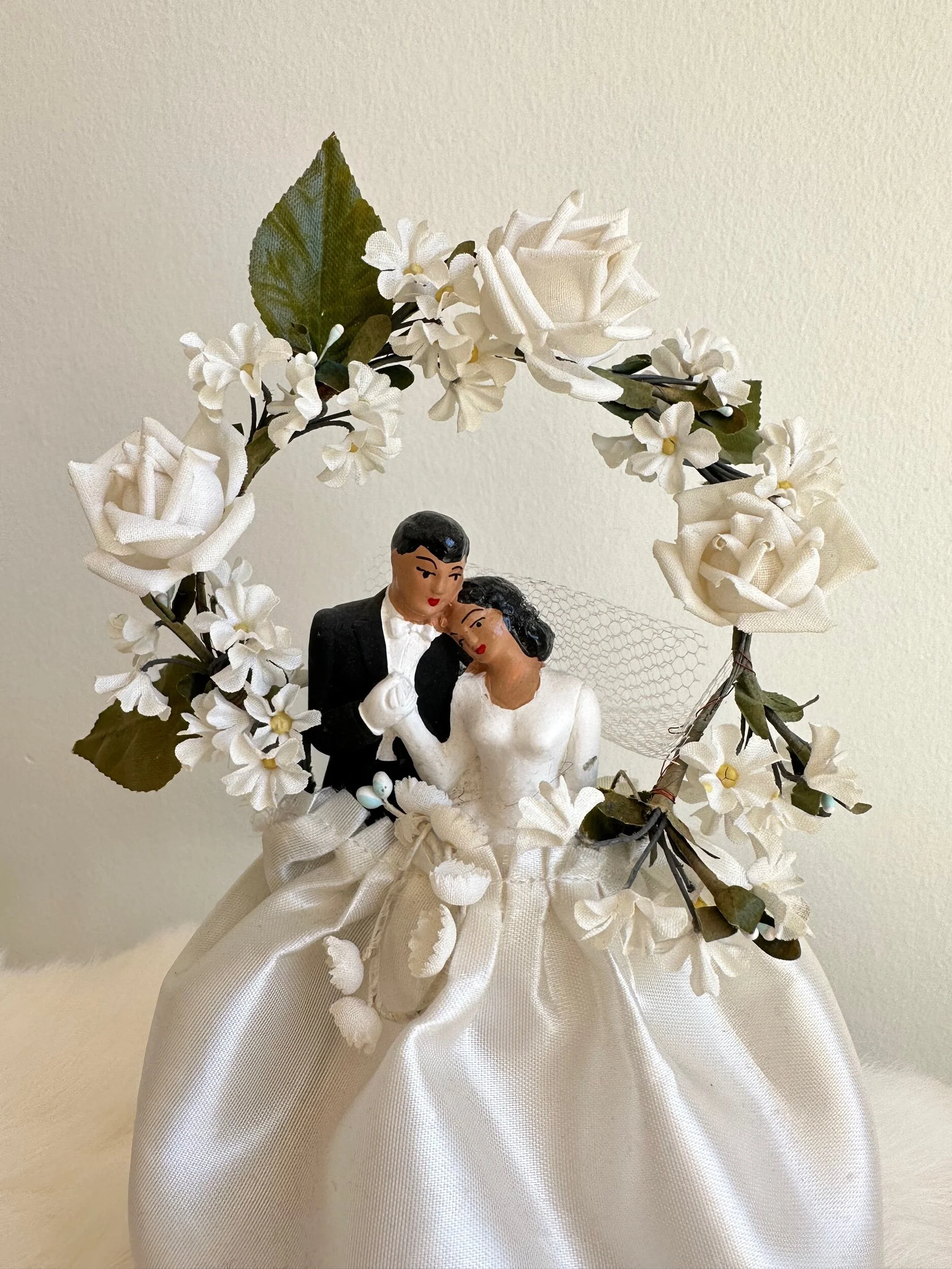 1950s Cake Topper with Floral Arch