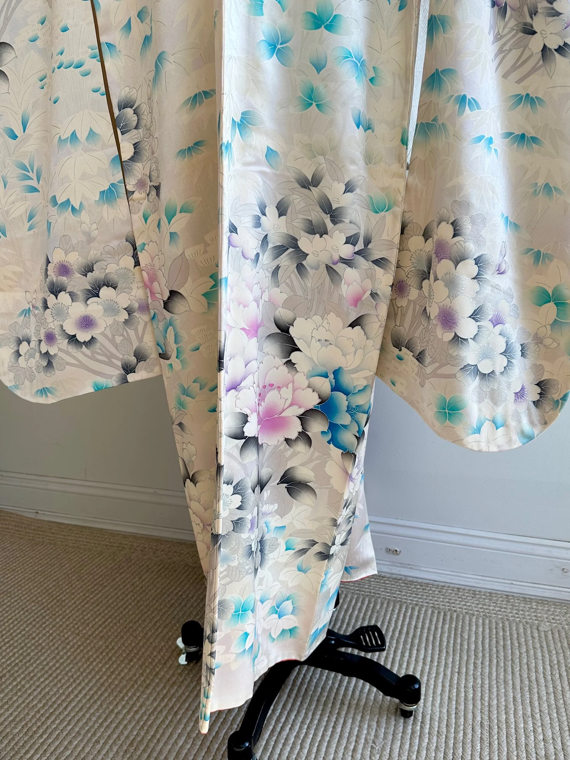 B8DBFD18-E803-426E-9EF3-48712BF09C4F