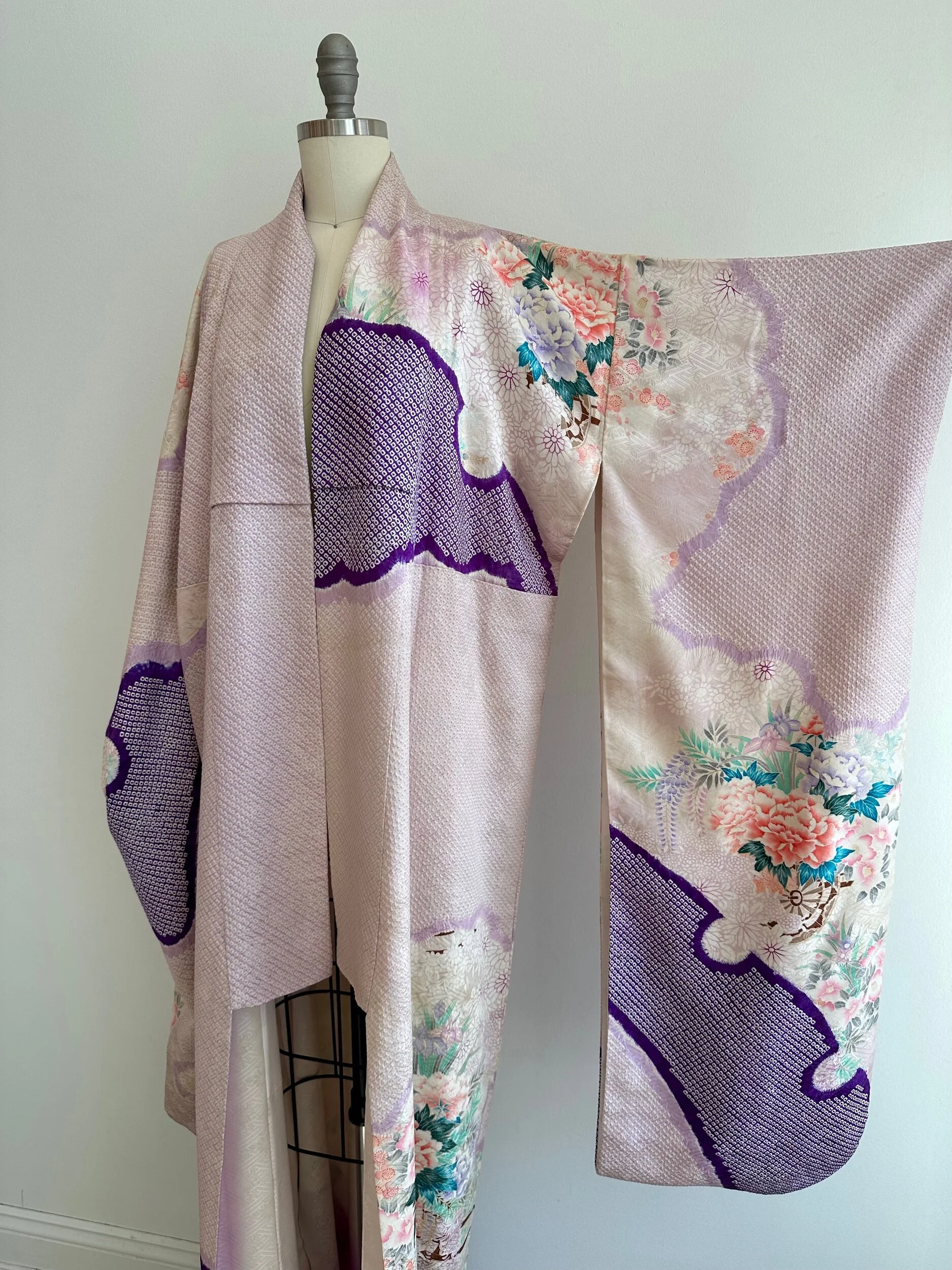 9374392E-C6FD-4B69-9A0F-EE1B48F18359