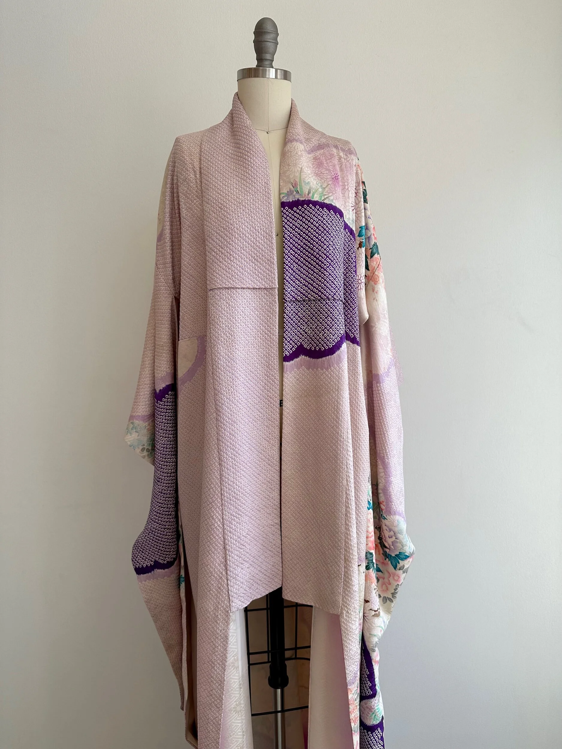 4609D3C0-4FF1-45DD-8948-63A881F82EFC